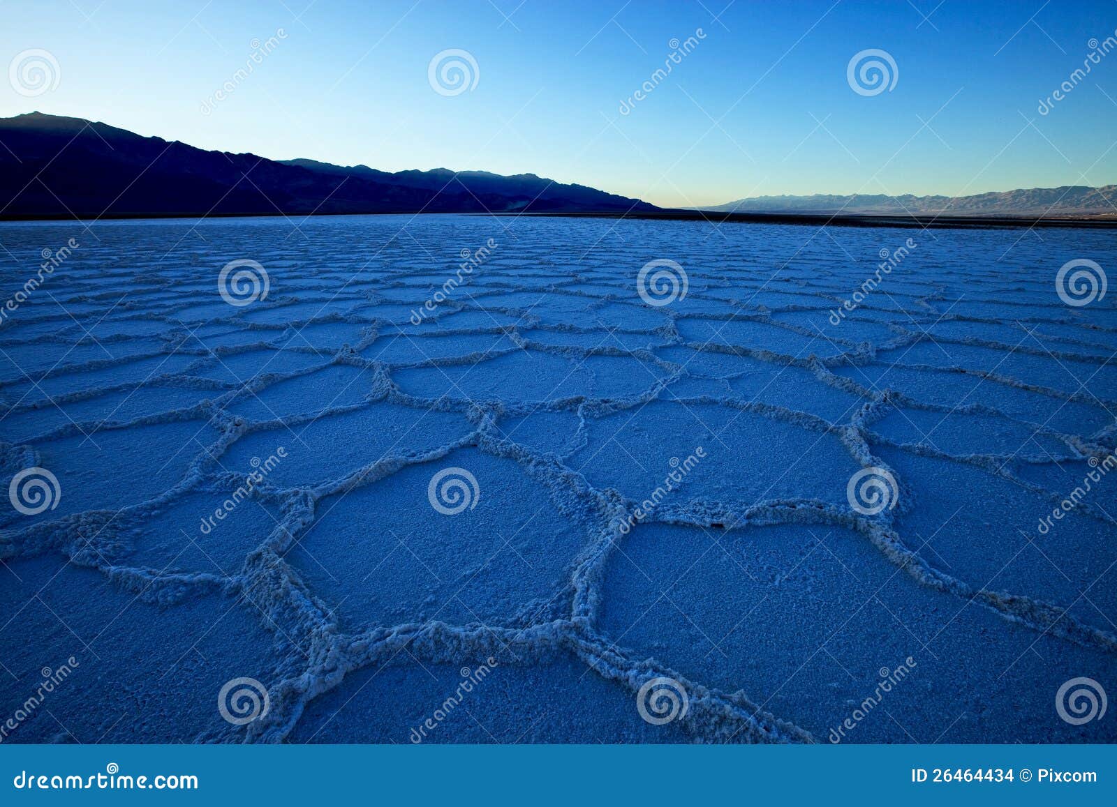 death valley - polygons in badwater basin