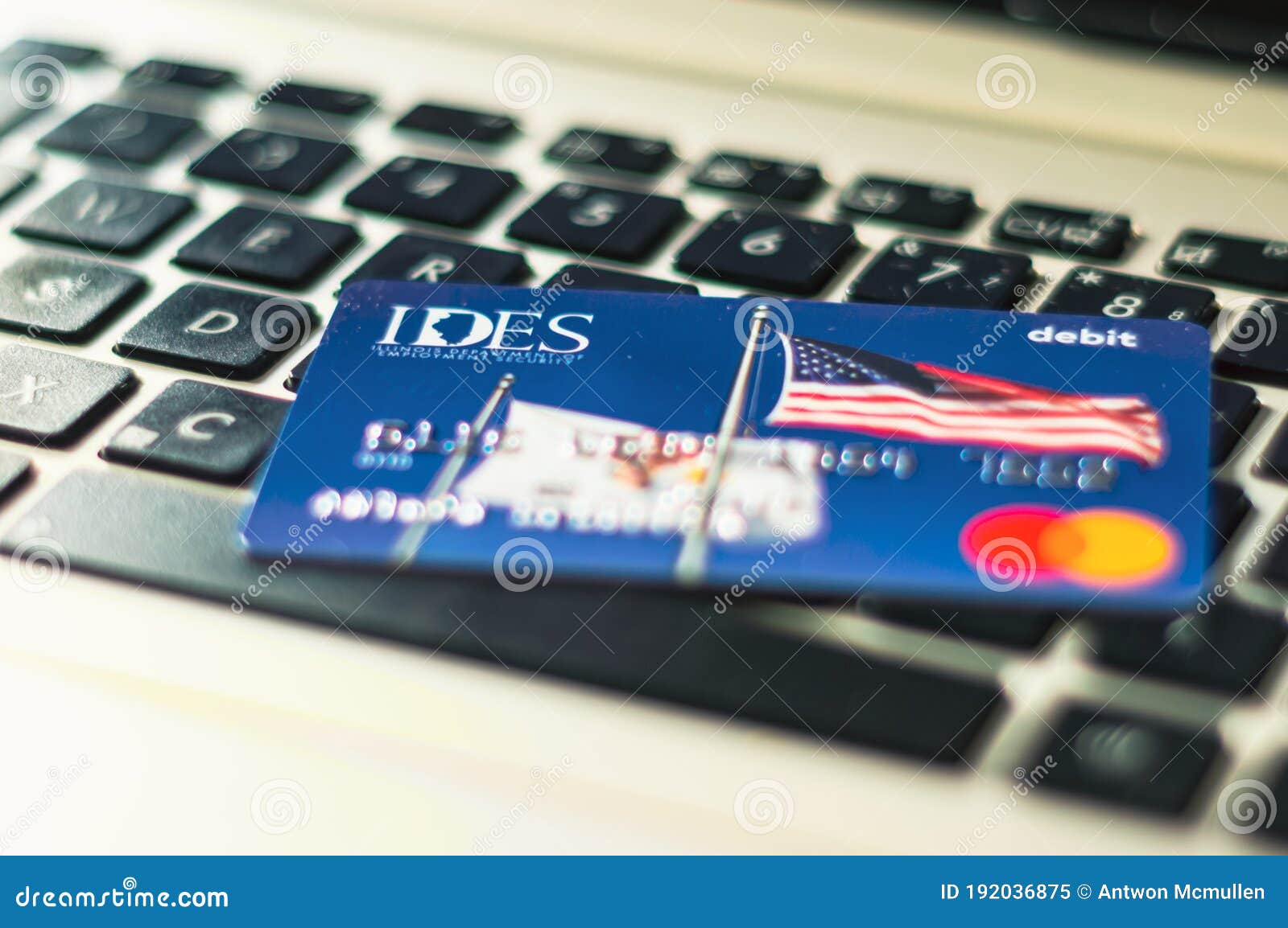 debit card unemployment insurance payments illinois chicago usa july debit card unemployment insurance payments 192036875