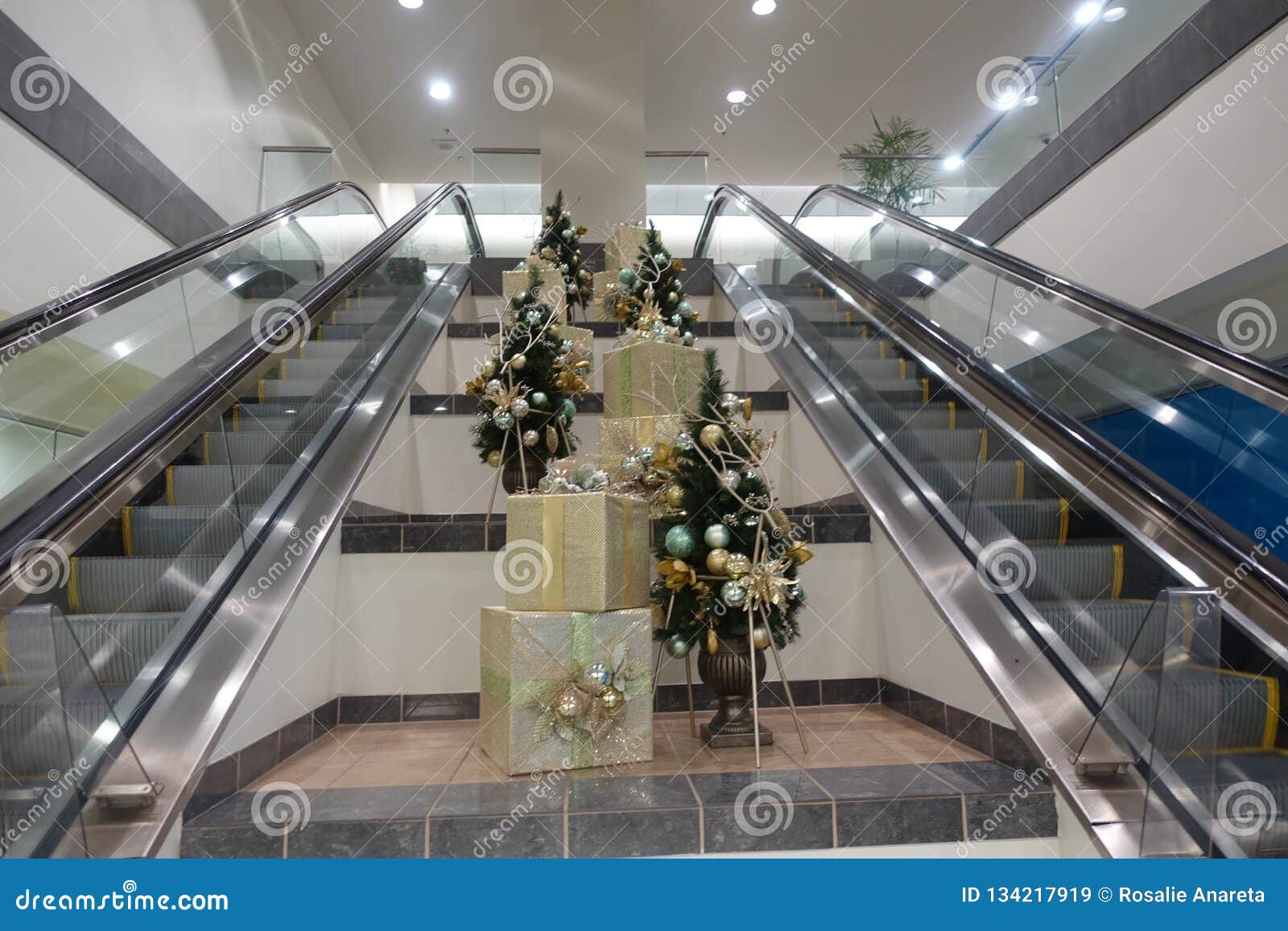 December 2018 Christmas Decorations in the Middle of Elevators in