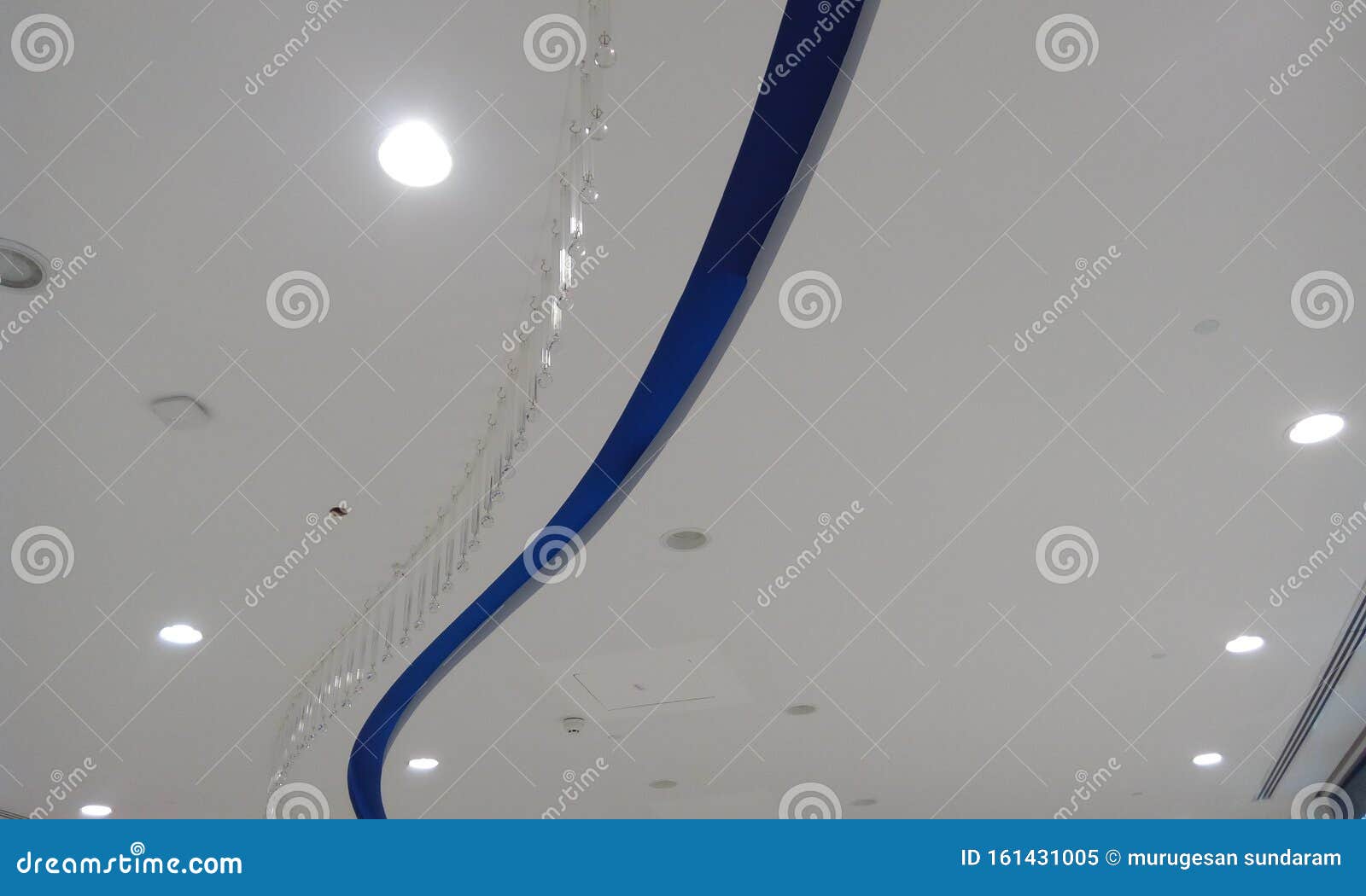 Decor Gypsum False Ceiling And Cove Finishes In A Shopping Mall