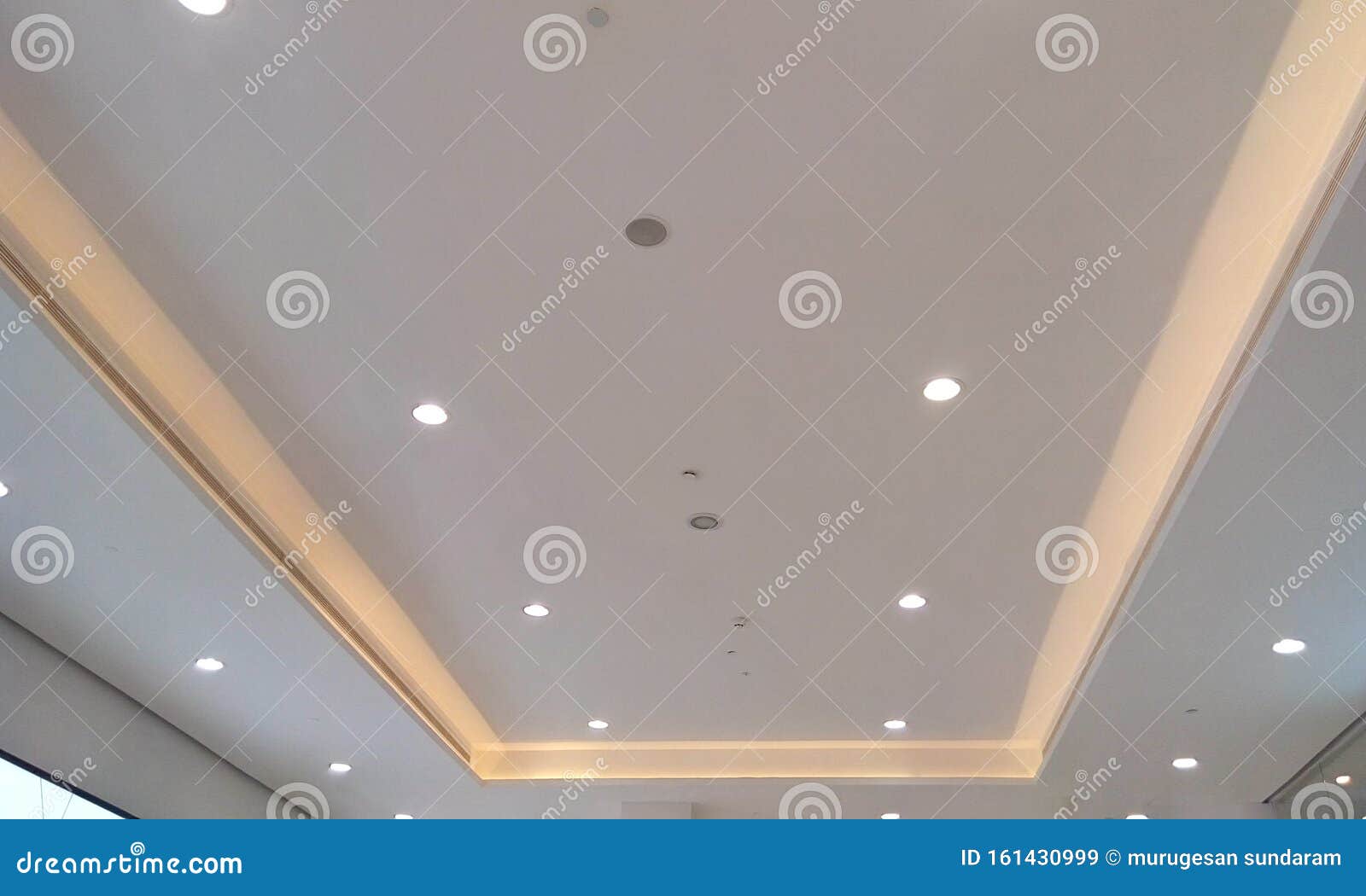 Decor Gypsum False Ceiling and Finishes in a Shopping Mall ...