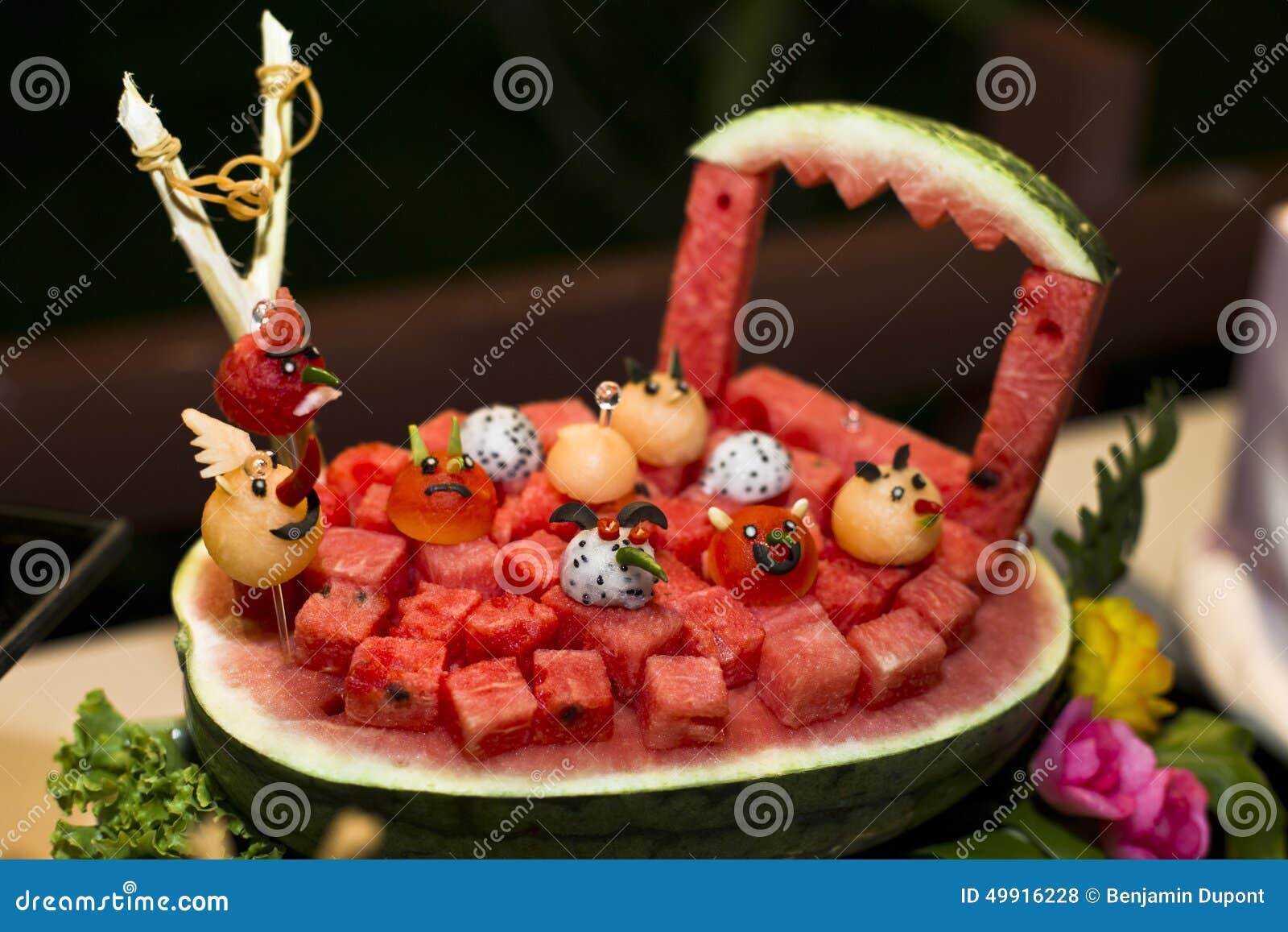 Decoración de la fruta foto de archivo. Imagen de caracteres - 49916228