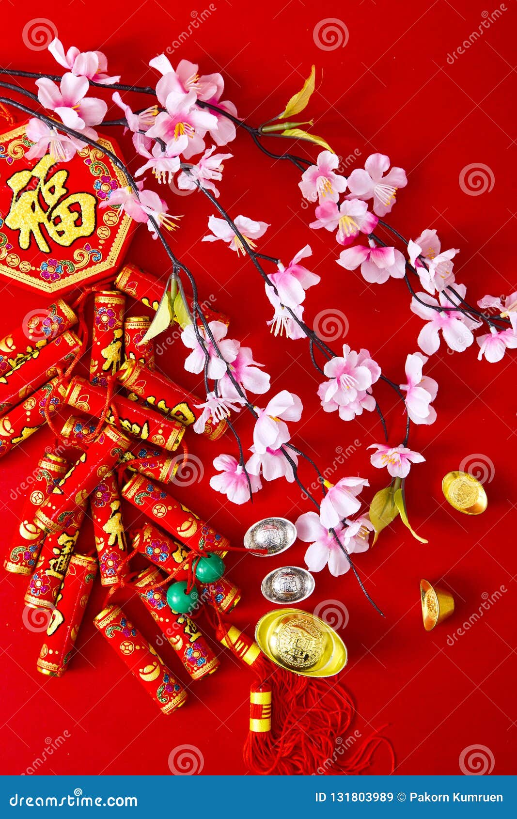 how to decorate for chinese new year party