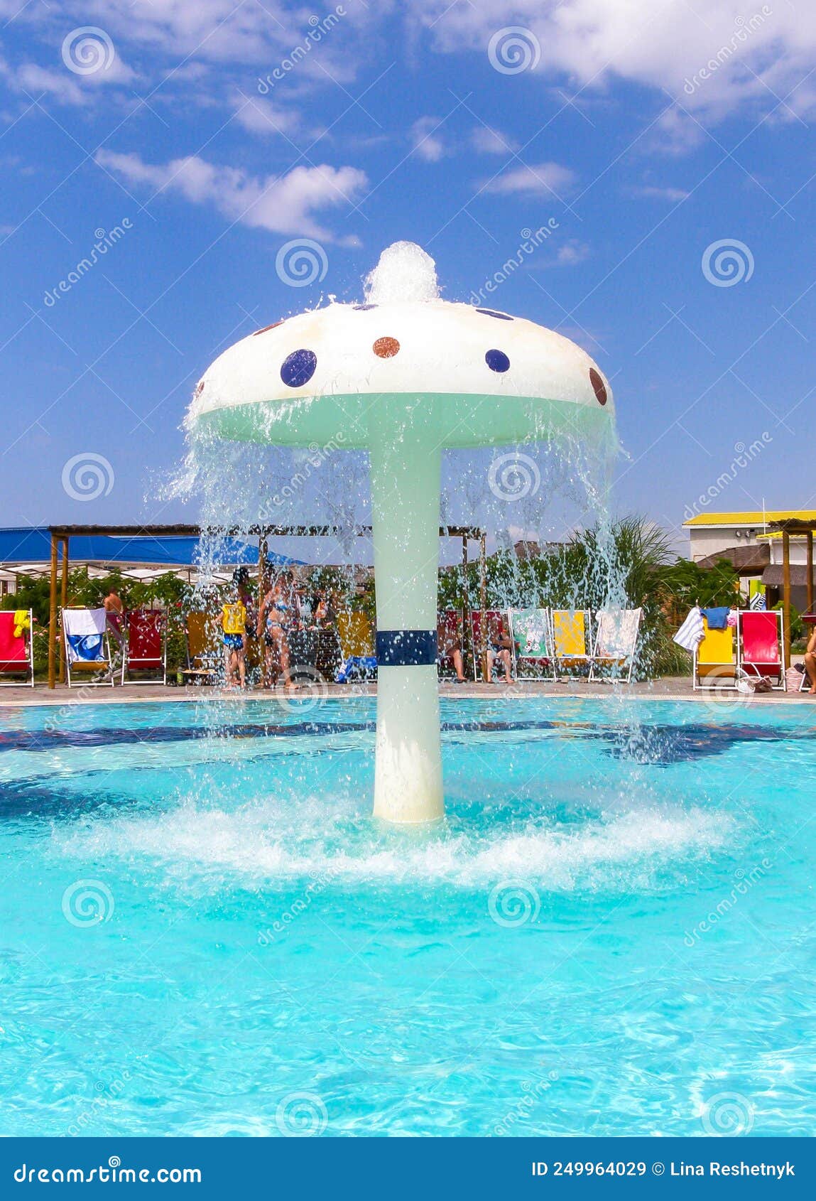 Decorative mushroom with shower in the water park Stock Photo - Alamy