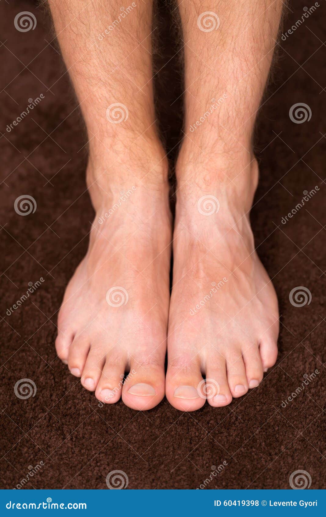Dedos del pie sanos foto de archivo. Imagen de casero 60419398