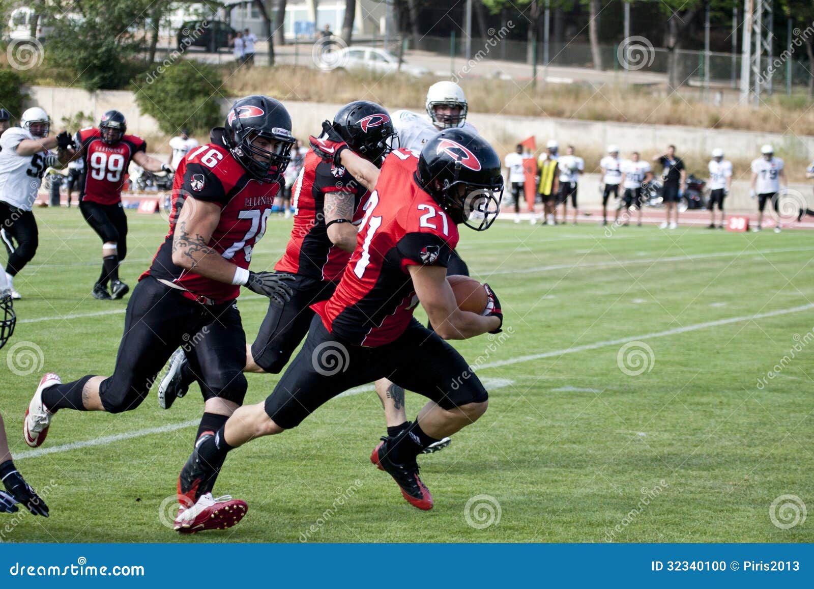 Definitieve EFAF-KOP 2013. PIONERS VERSUS ZWARTE PANTERS 14 Juli, 2013
Hospitalet (Barcelona) Spanje