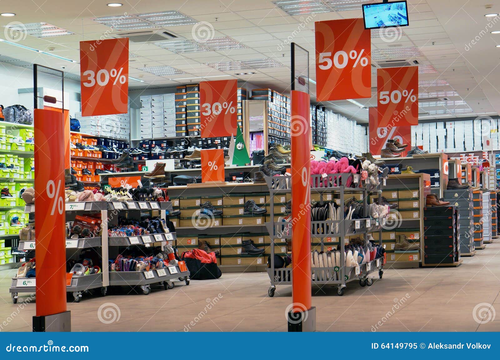 Deichmann shoes discounts editorial image. Image of discount - 64149795