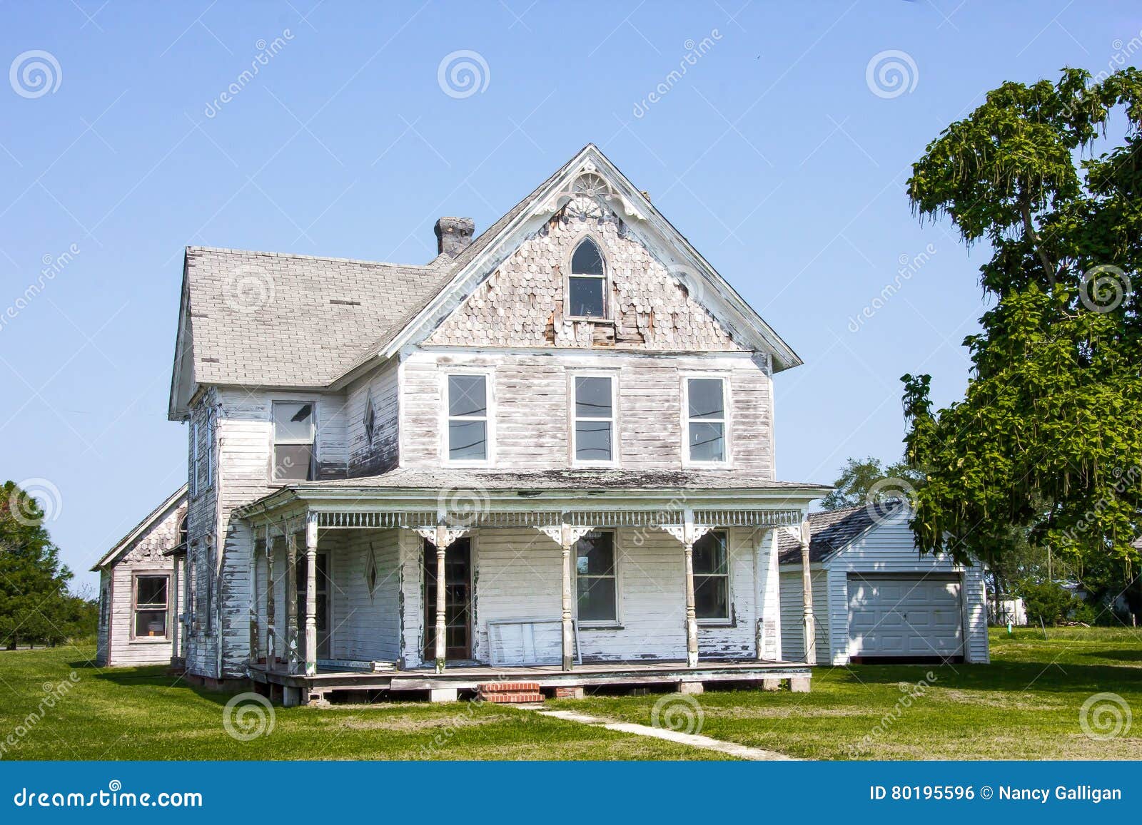 Delaware Abandoned House, Garage and Guesthouse Stock Photo Image of