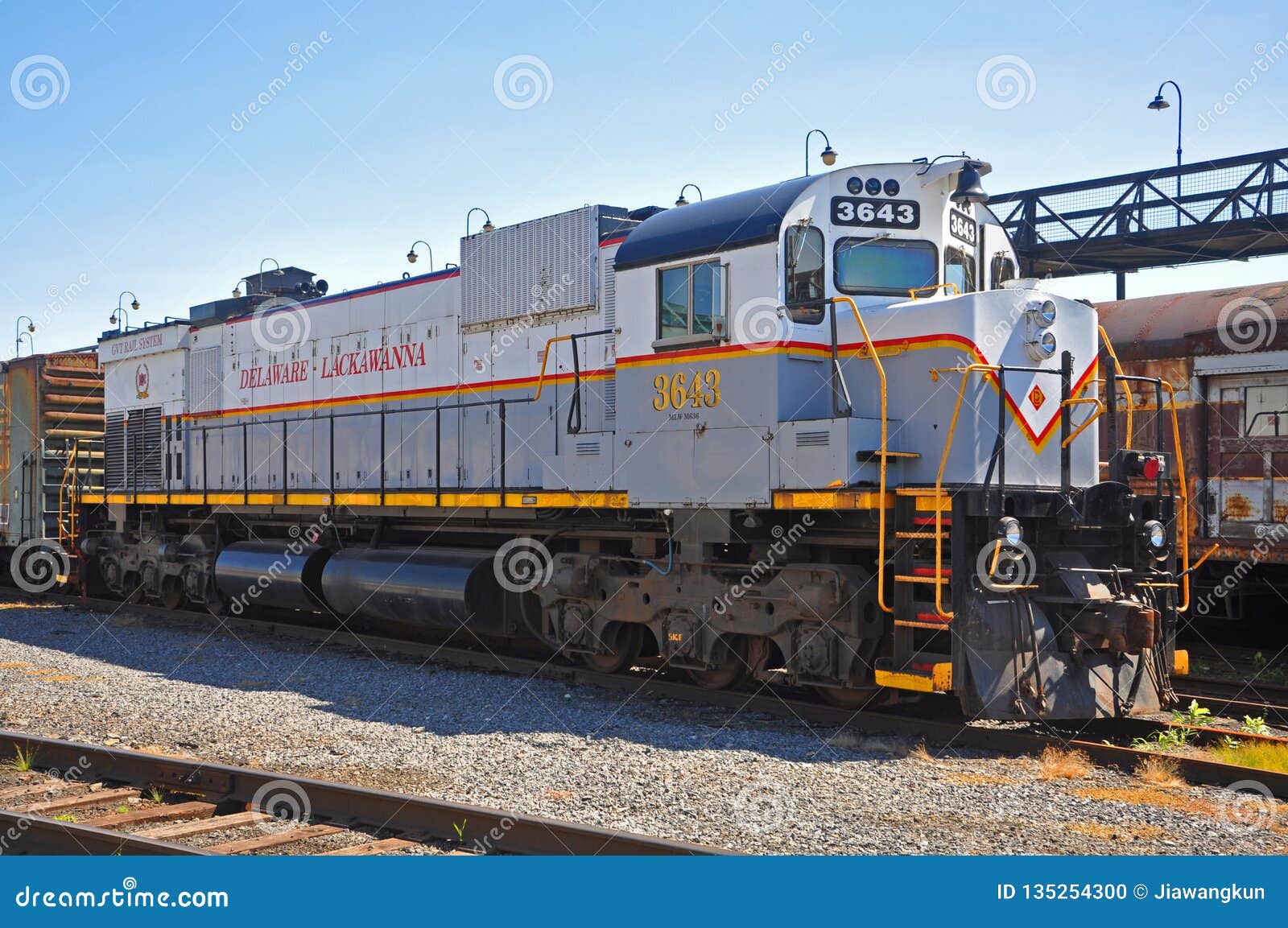 delaware-lackawanna-railroad-dl-mlw-m-diesel-locomotive-steamtown-national-historic-site-scranton-pennsylvania-usa-135254300.jpg