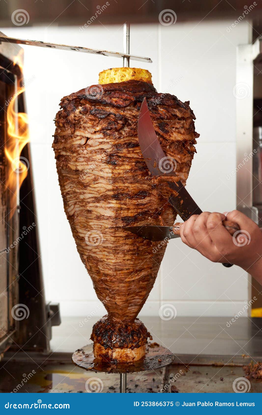 132 Trompo Al Pastor Fotos de stock - Fotos libres de regalías de Dreamstime 132 Trompo Al Pastor Fotos de stock - Fotos libres de regalías de Dreamstime