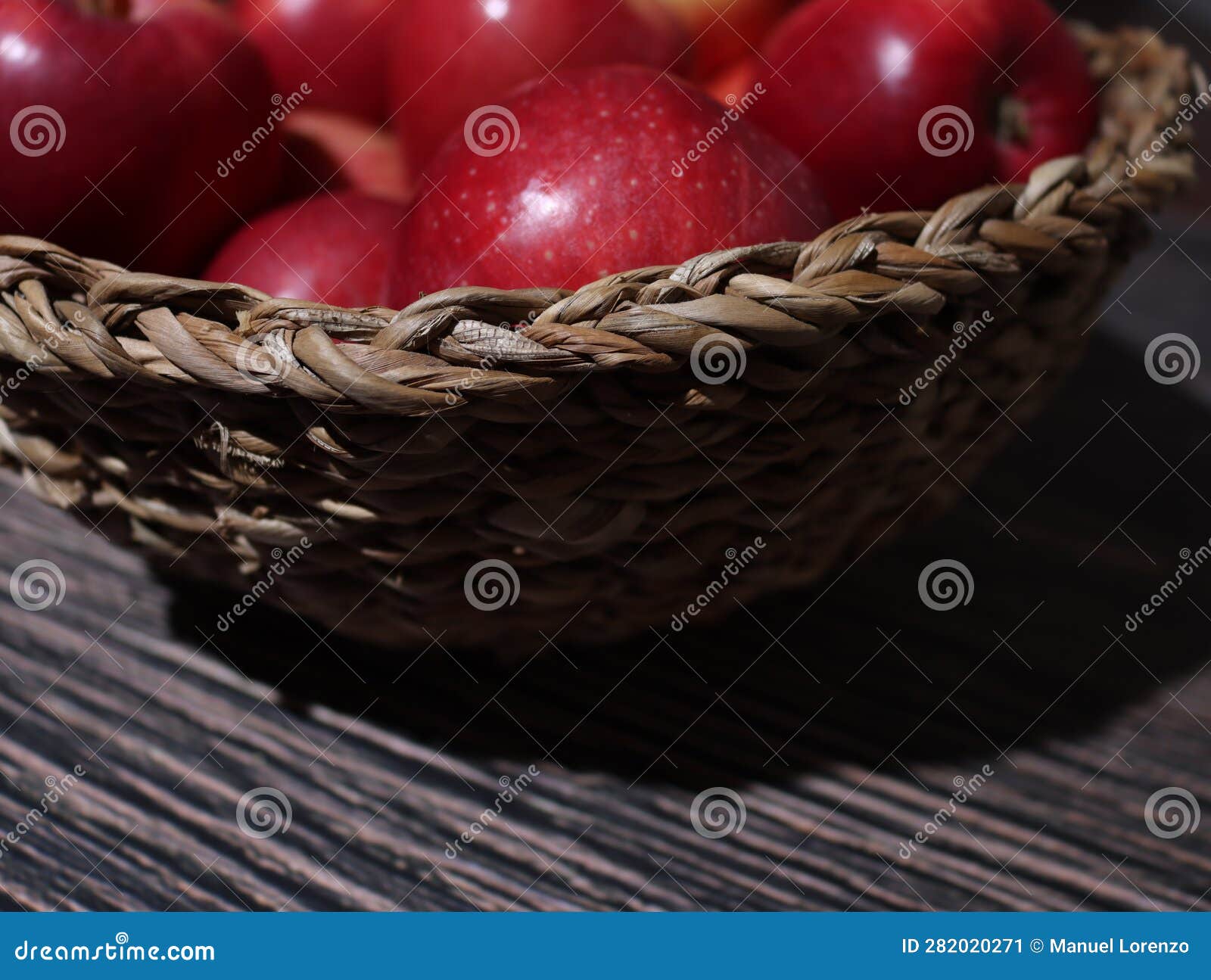 delicious appetizing red apples natural fruit delicacy