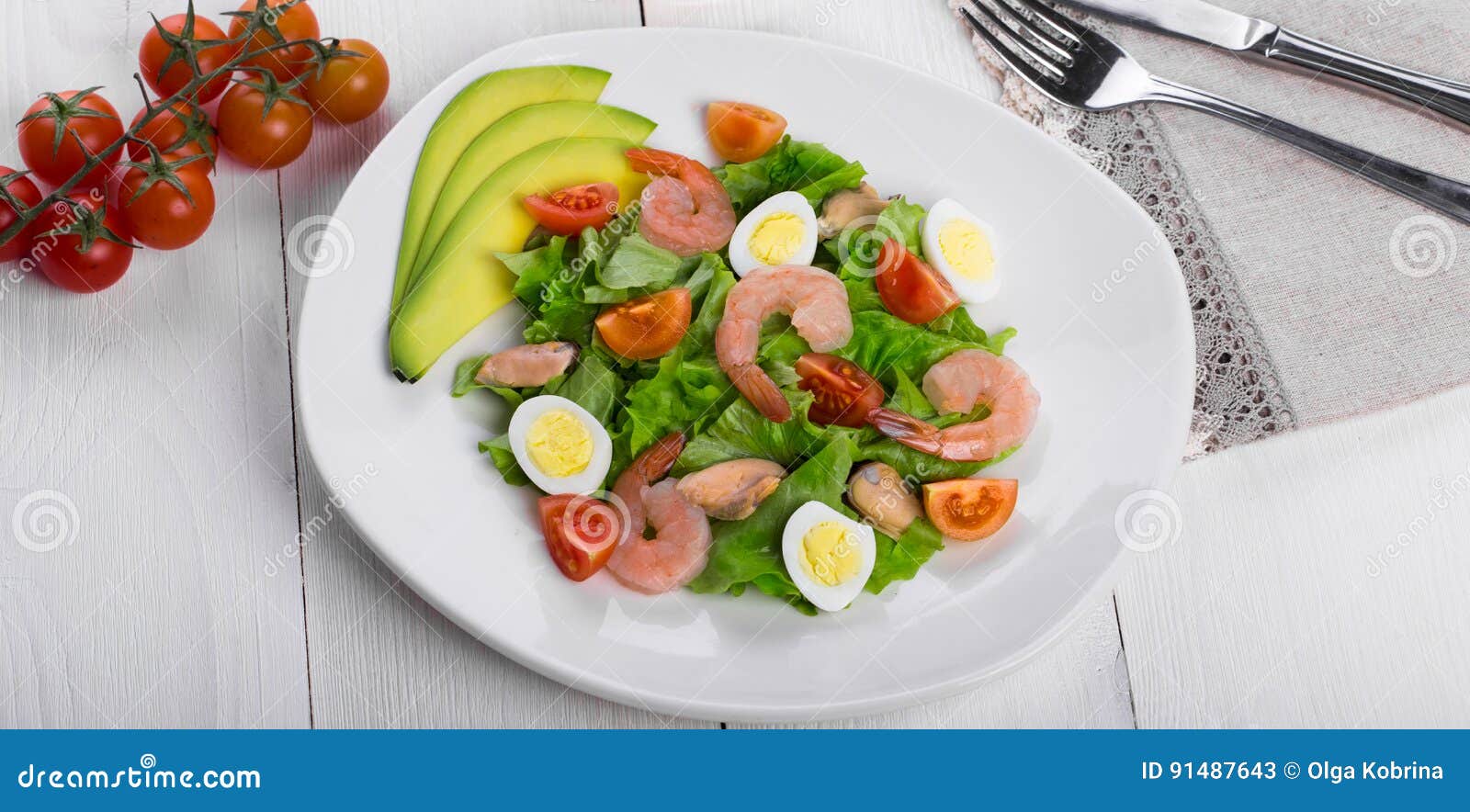 Delicious Appetizing Vegetable Salad With Seafood On A White Plate. Stock Image - Image of lunch ...