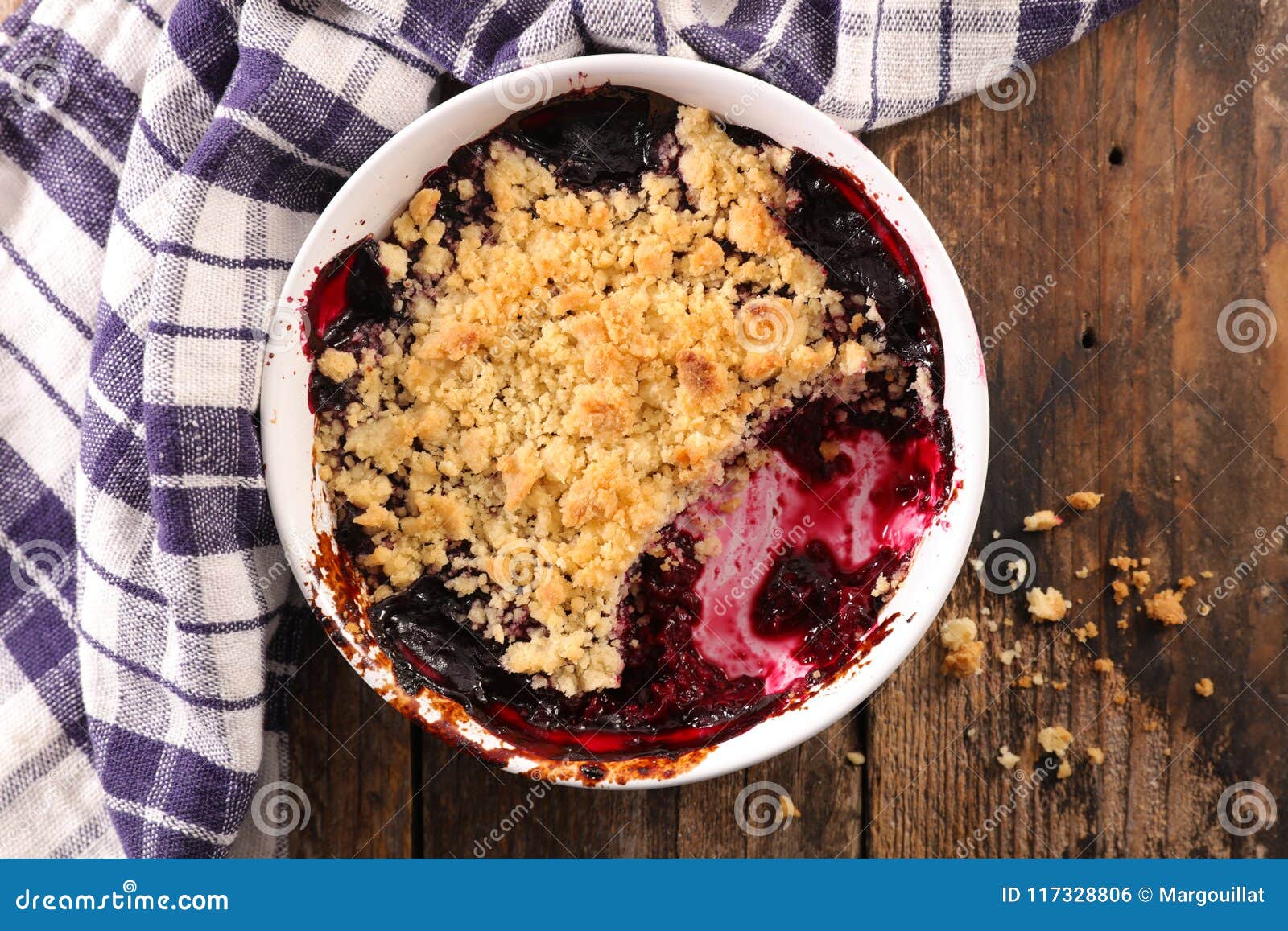 Berry fruit crumble stock photo. Image of summer, lifestyle 117328806