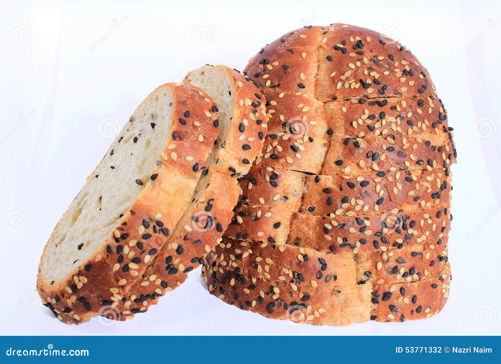 A delicious bread with sesame ready to eat