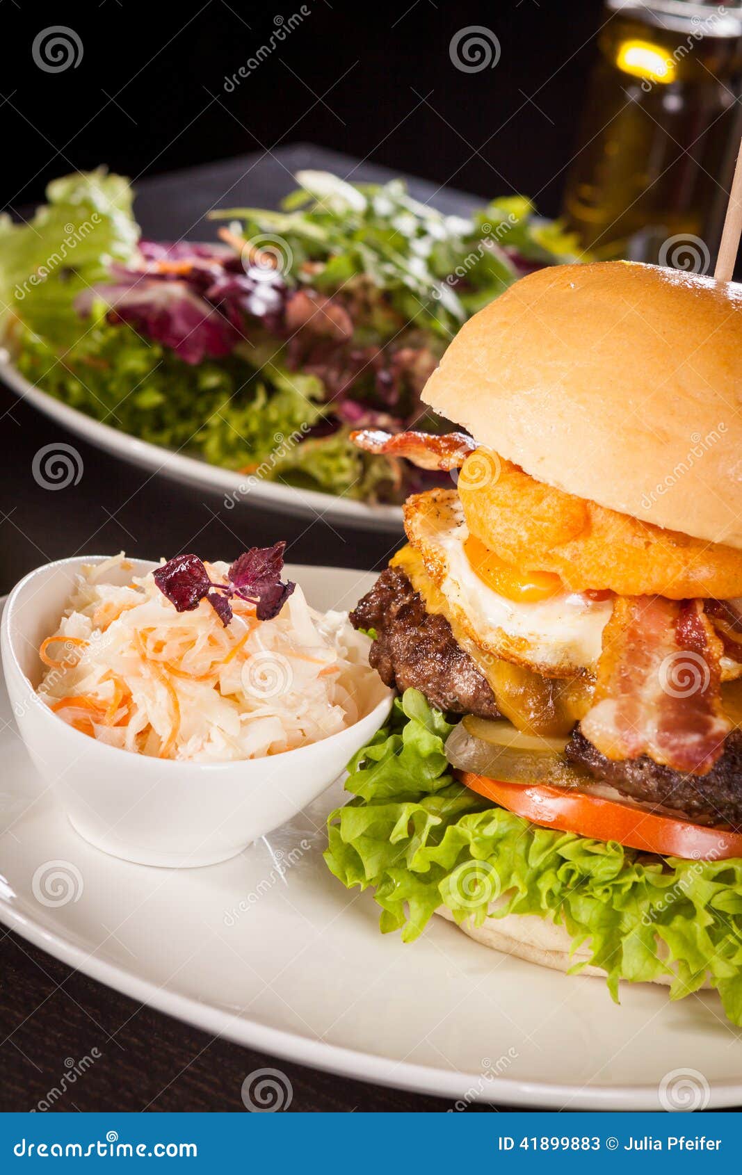 Delicious Egg and Bacon Cheeseburger Stock Image - Image of cafeteria