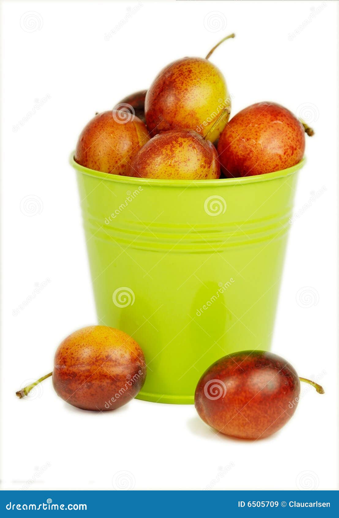 Delicious plums stock image. Image of vitamin, juicy, green 6505709