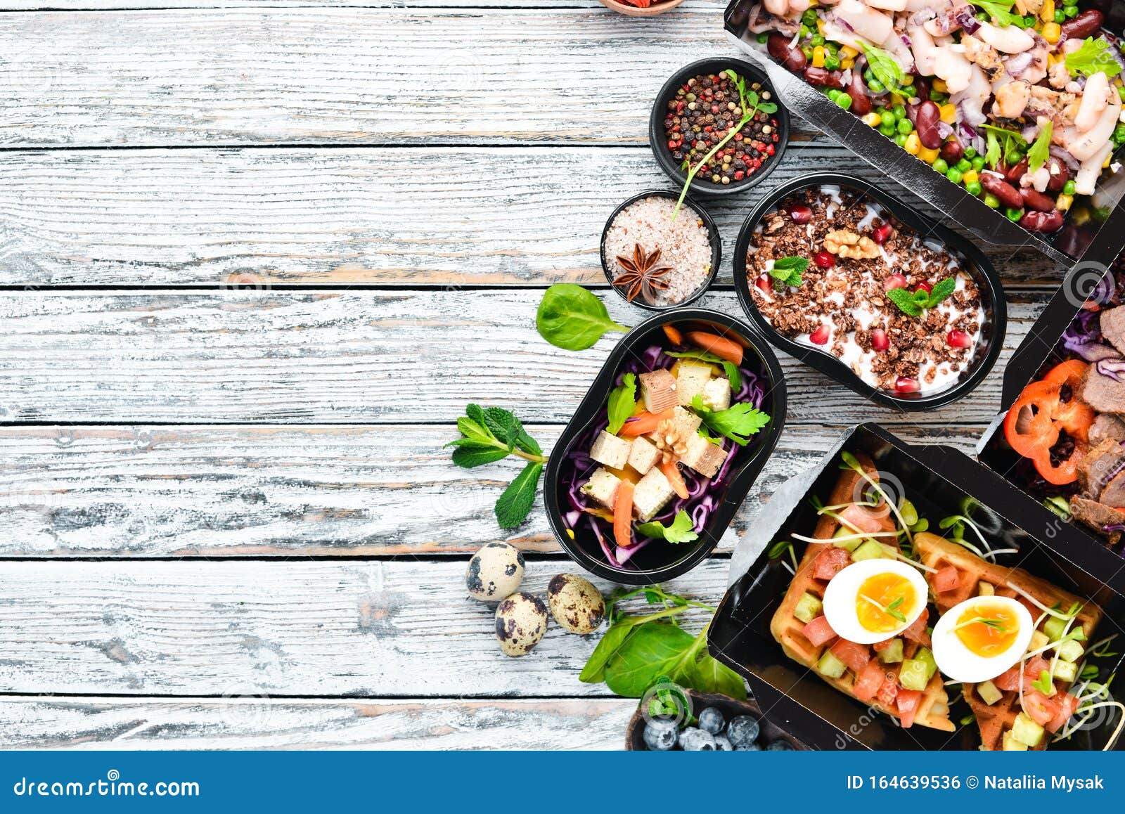 Delivery of Food. Breakfast, Lunch and Dinner. Dietary Nutrition. Top