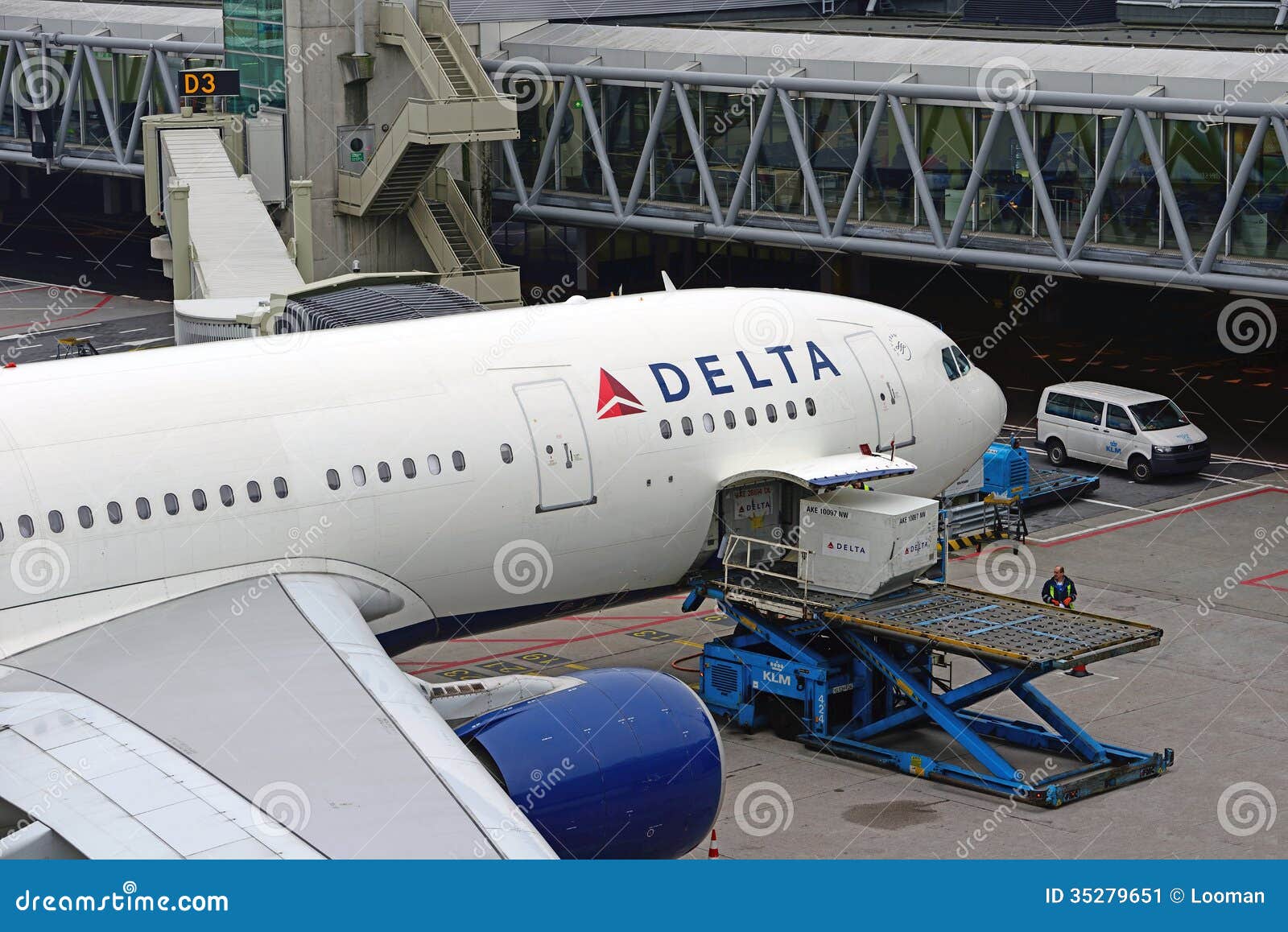 Delta Airlines Airbus A330 N854NW Editorial Photo - Image of white, blue: 35279651