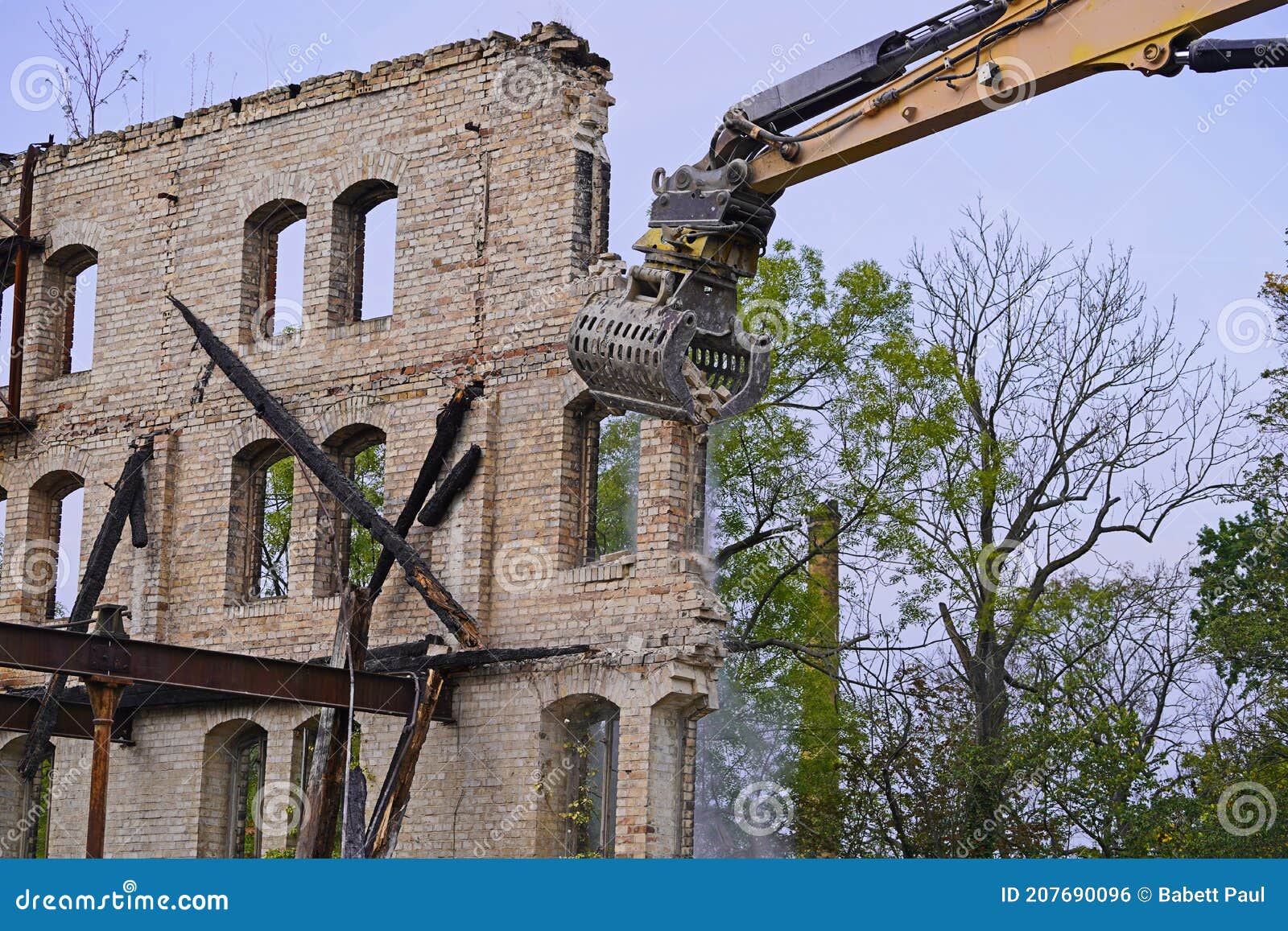 Demolition of the Storage Building of the Boellberger Mühle Stock