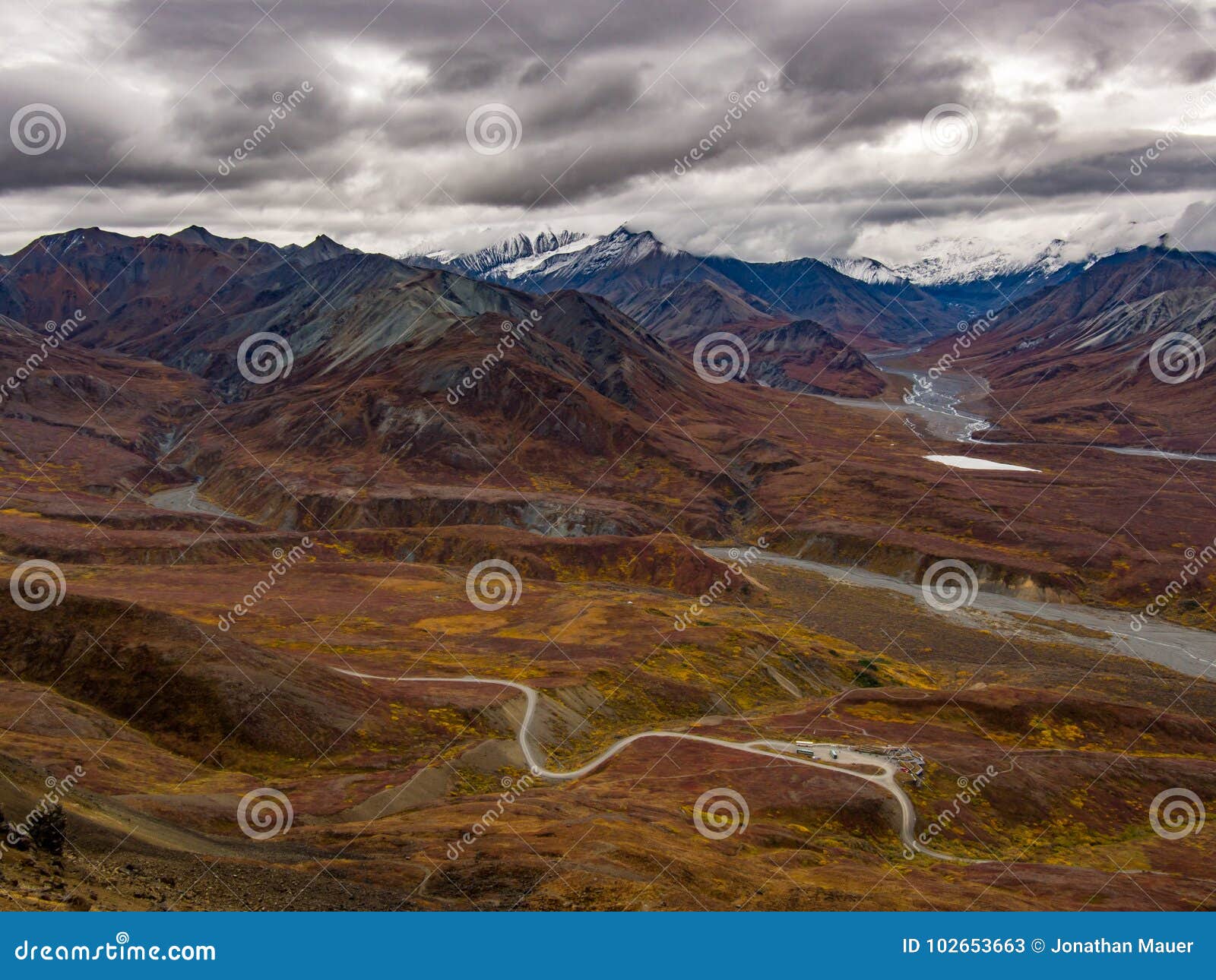 Denali Autumn Vista Eielson Image stock Image du gravier, désert