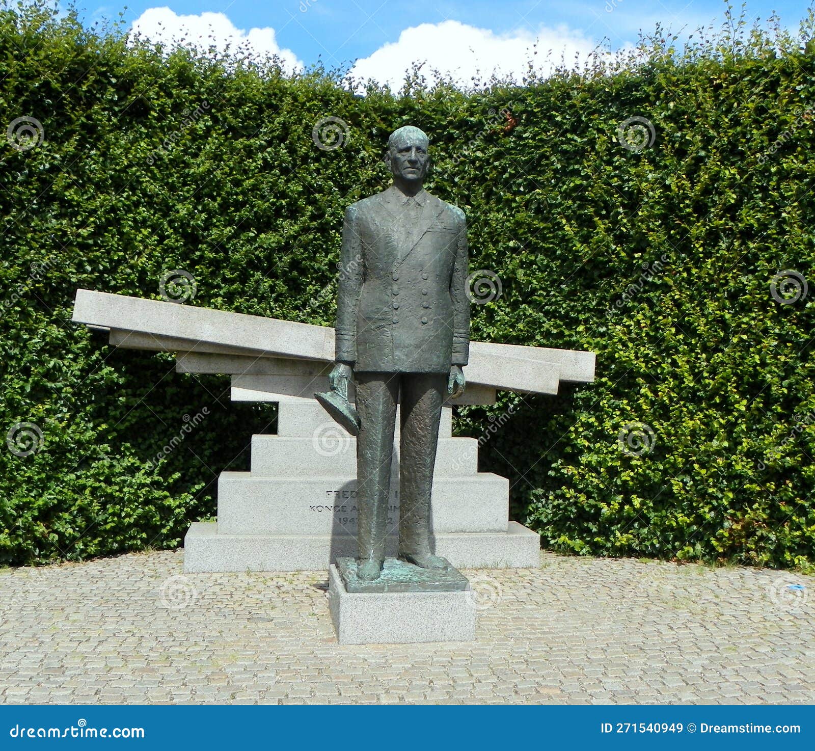 Denmark, Copenhagen, Langelinie, Bronze Statue of King Frederik IX of ...