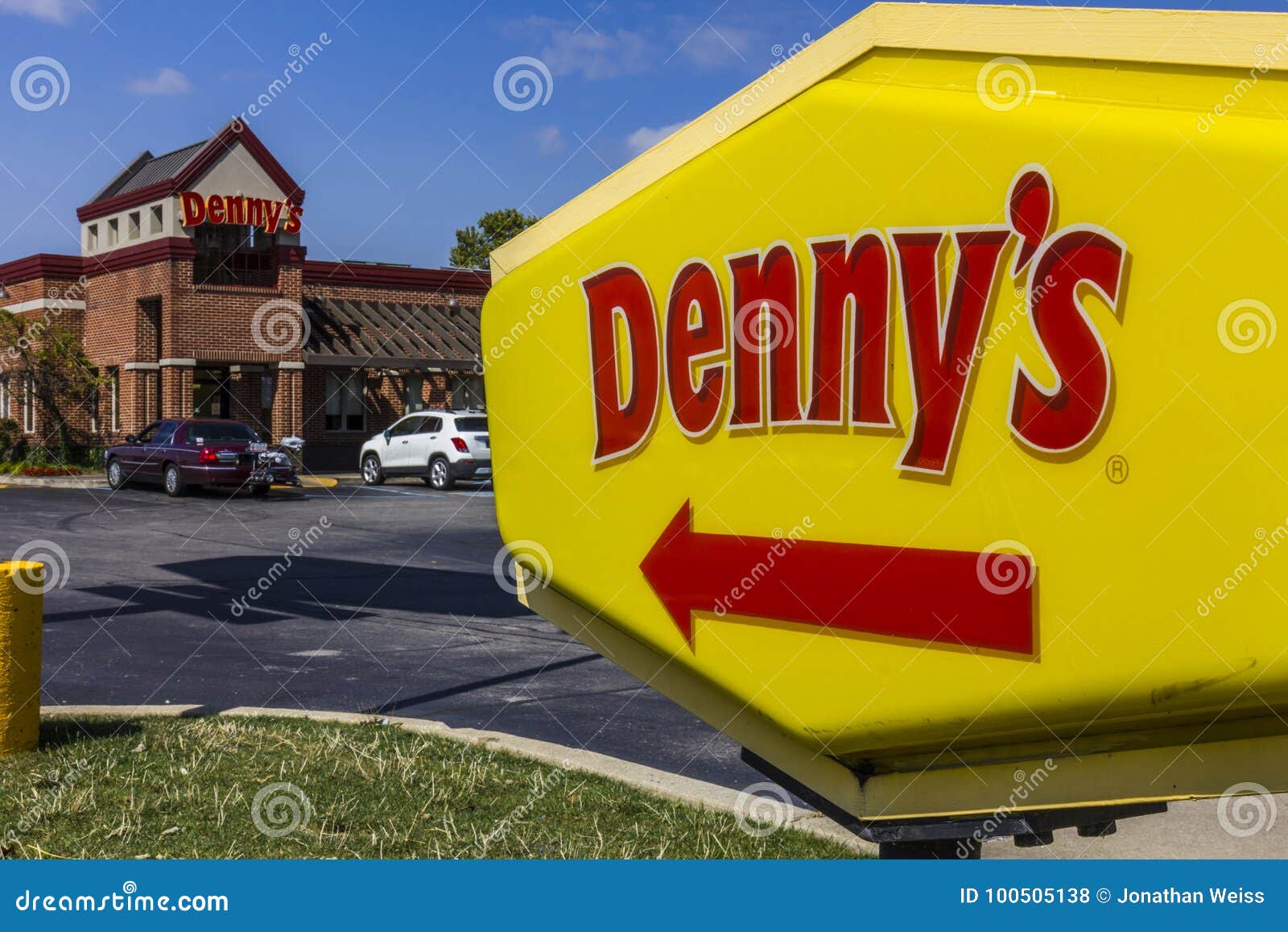 Animal Equality Protests Denny's on Las Vegas Strip