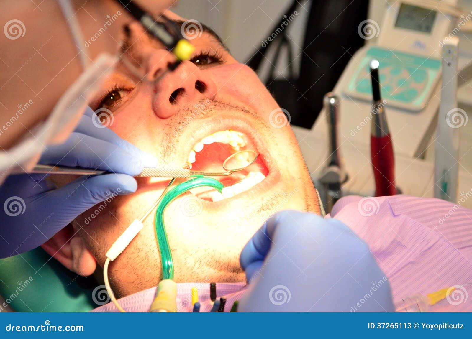 Dentist stock image. Image of assistant, dentistry, caries 37265113