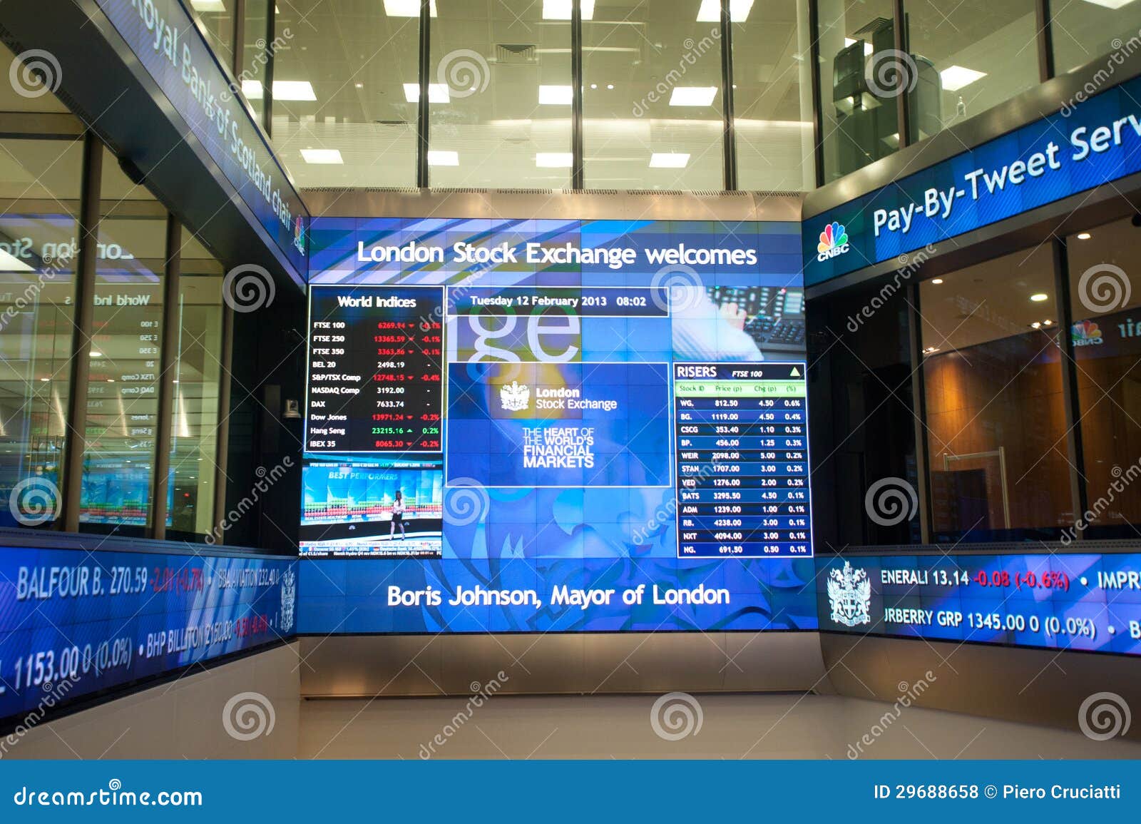 Dentro La Borsa Valori Di Londra Fotografia Stock Editoriale - Immagine di  azienda, interno: 29688658
