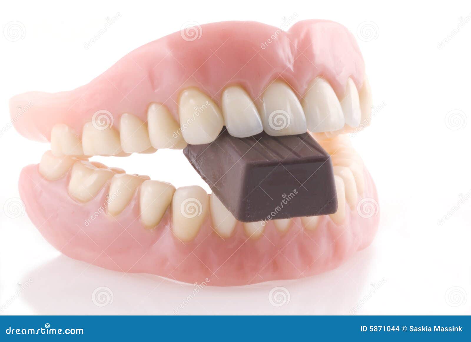 dentures and chocolat.