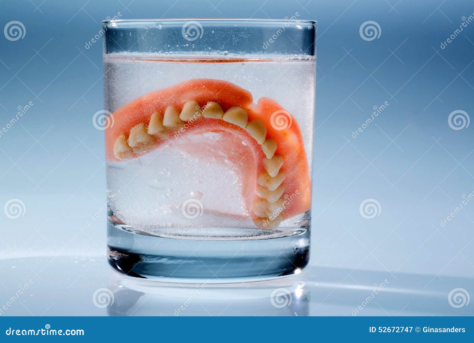 Dentures In Water Glass Stock Image 52672747