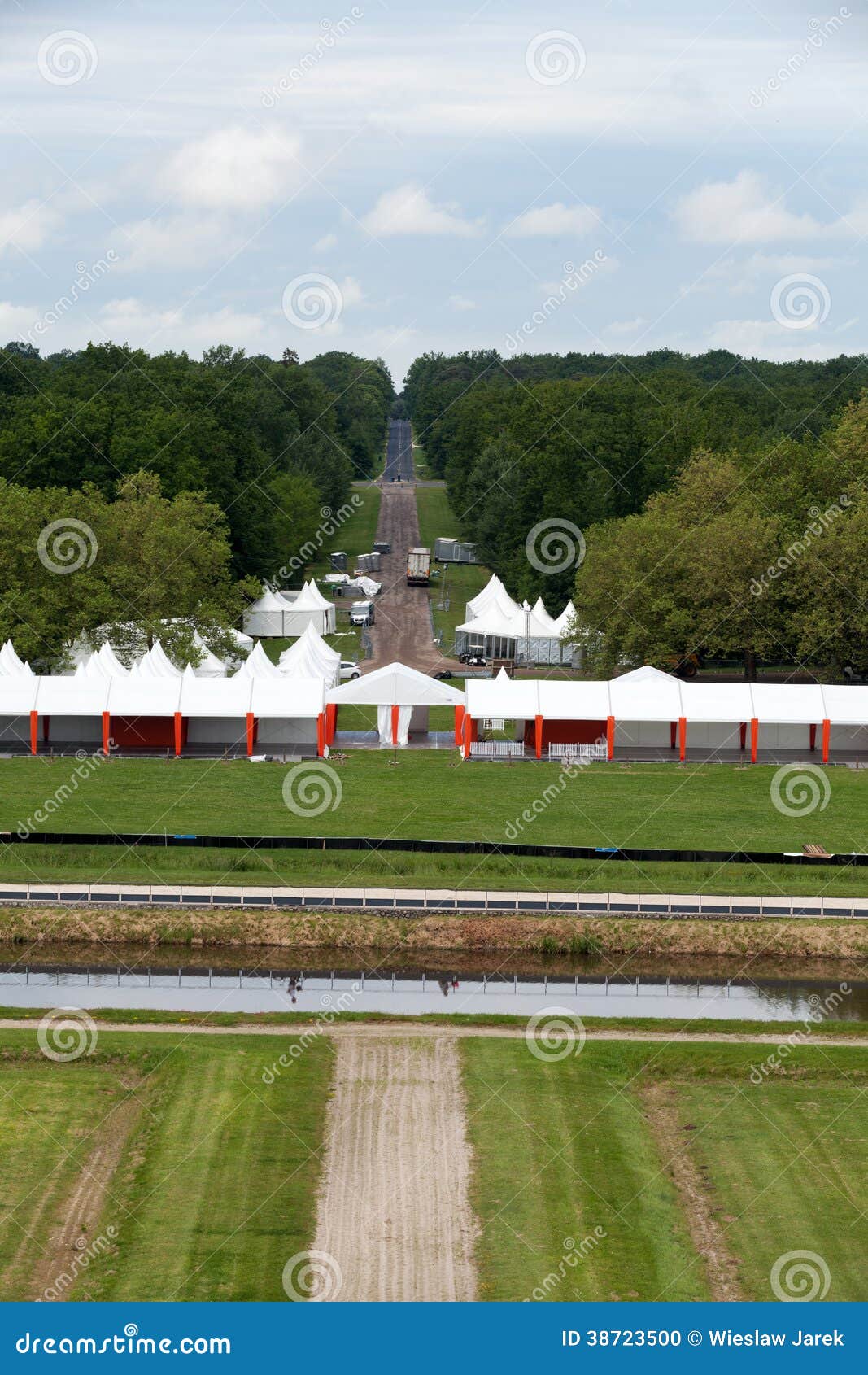 Der Park Um Das Schloss Chambord Stockfoto Bild von chateau