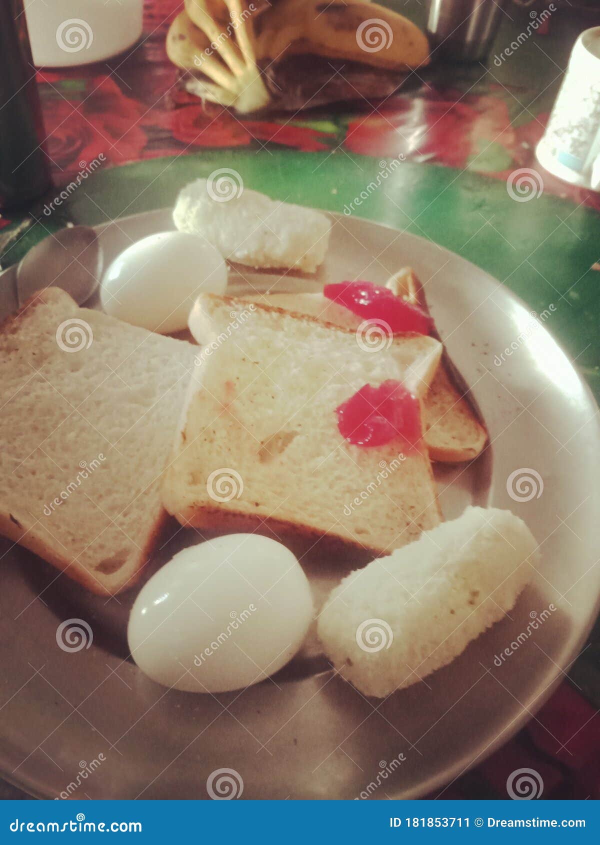 Desayuno Con Mermelada De Pan Y Dulces Imagen de archivo Imagen de