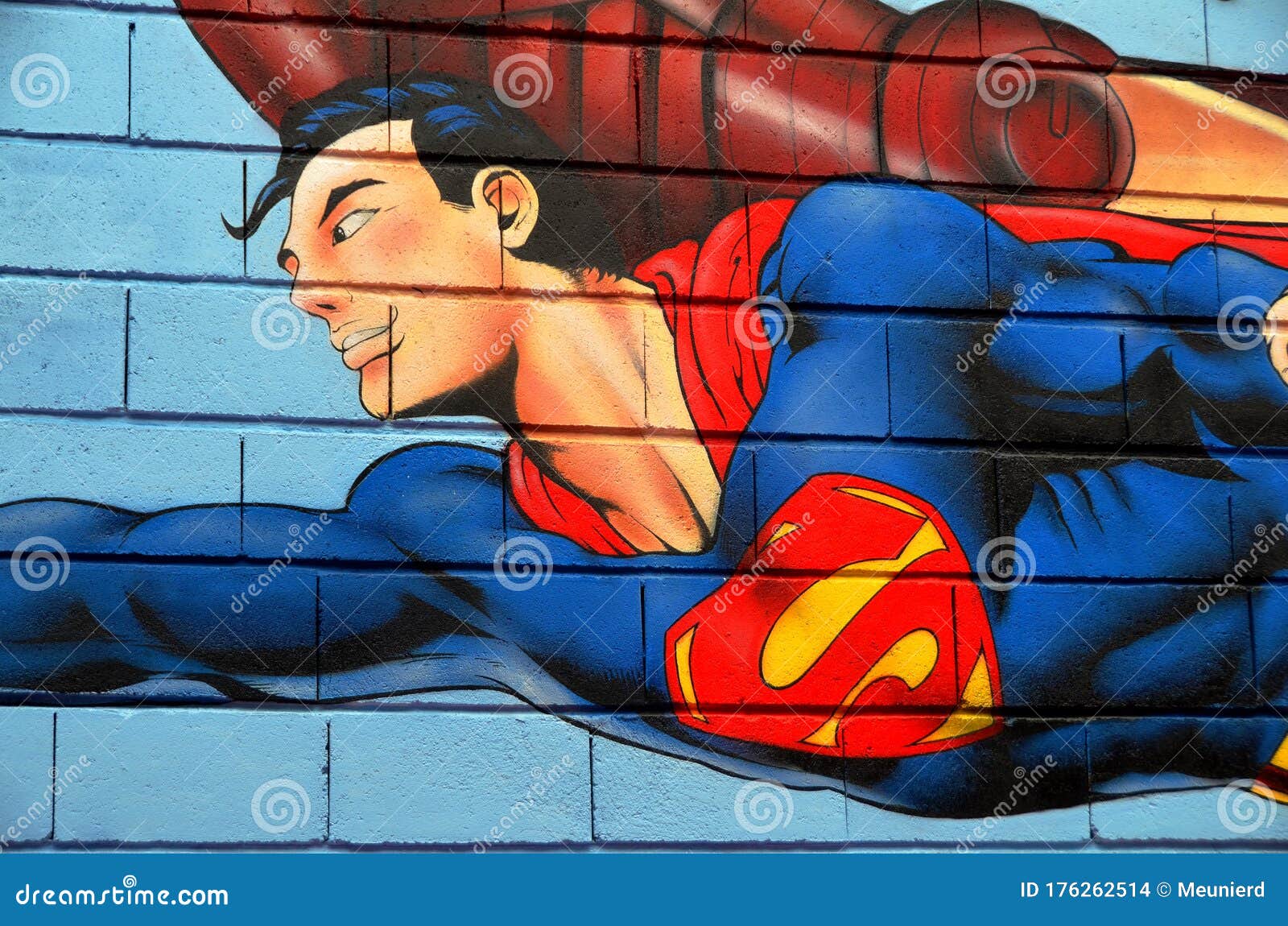 Desenho Animado Arte De Rua Superman Imagem de Stock Editorial - Imagem de  cartoon, grafite: 176262514