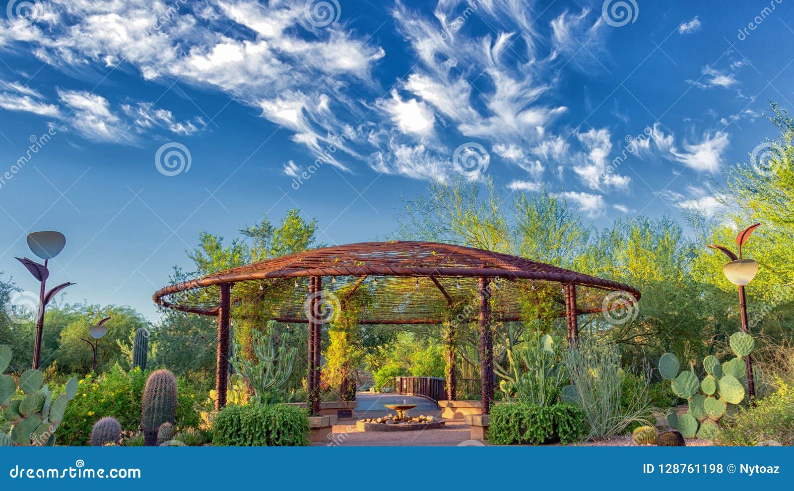 Desert Botanical Garden Phoenix Az Gazebo With Bright Blue Skies