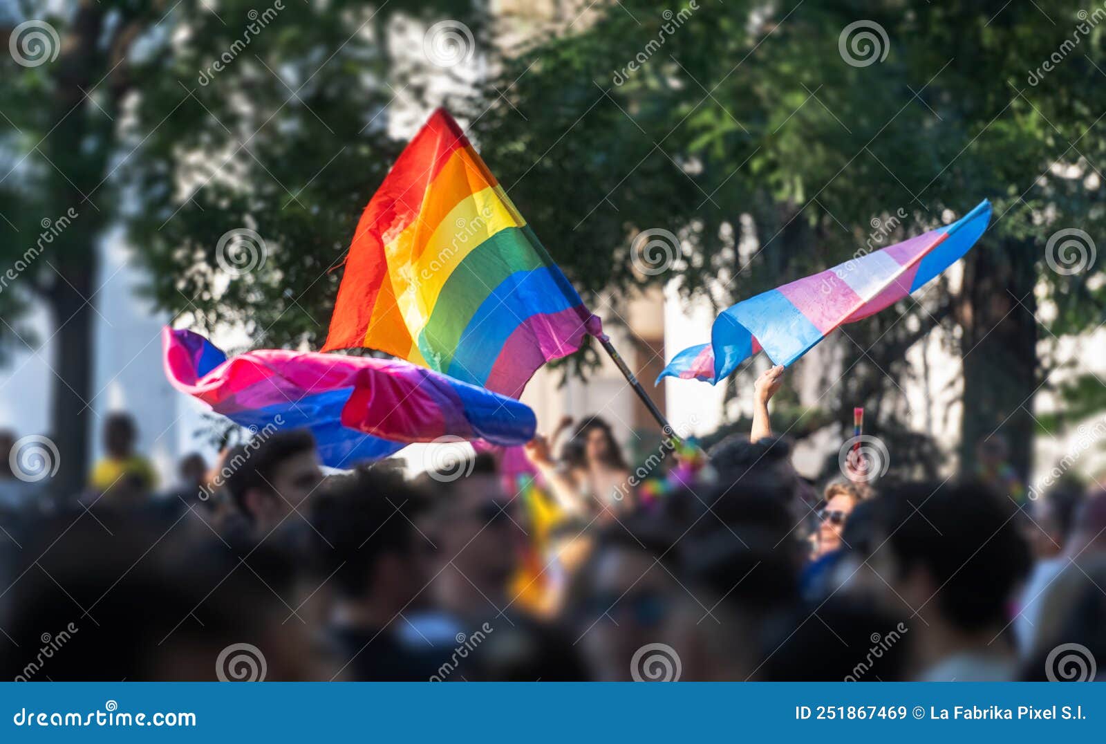 Desfile Do Orgulho Gay Em Madrid Imagem De Stock Editorial Imagem De Bissexual Homossexual