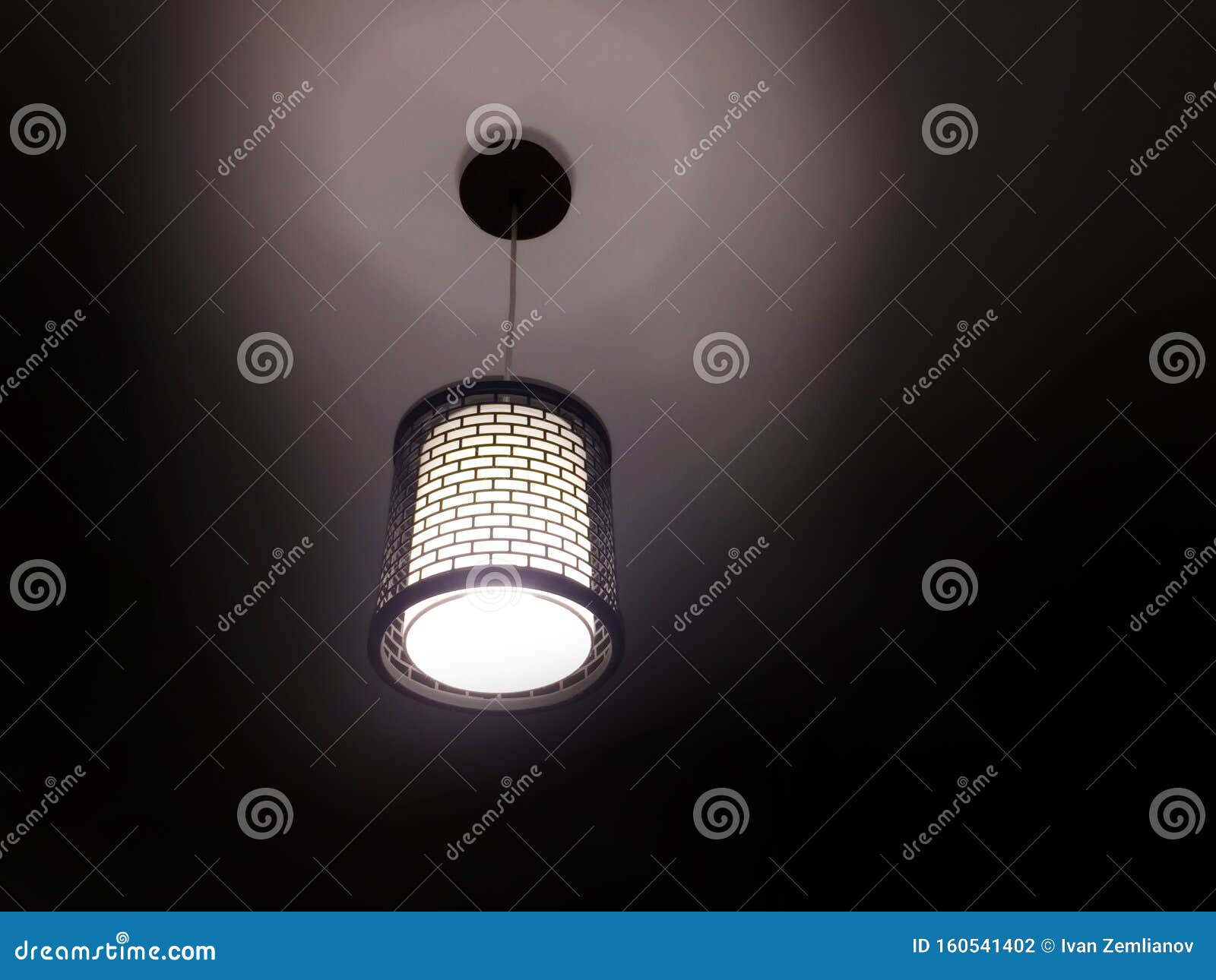 dim light ceiling