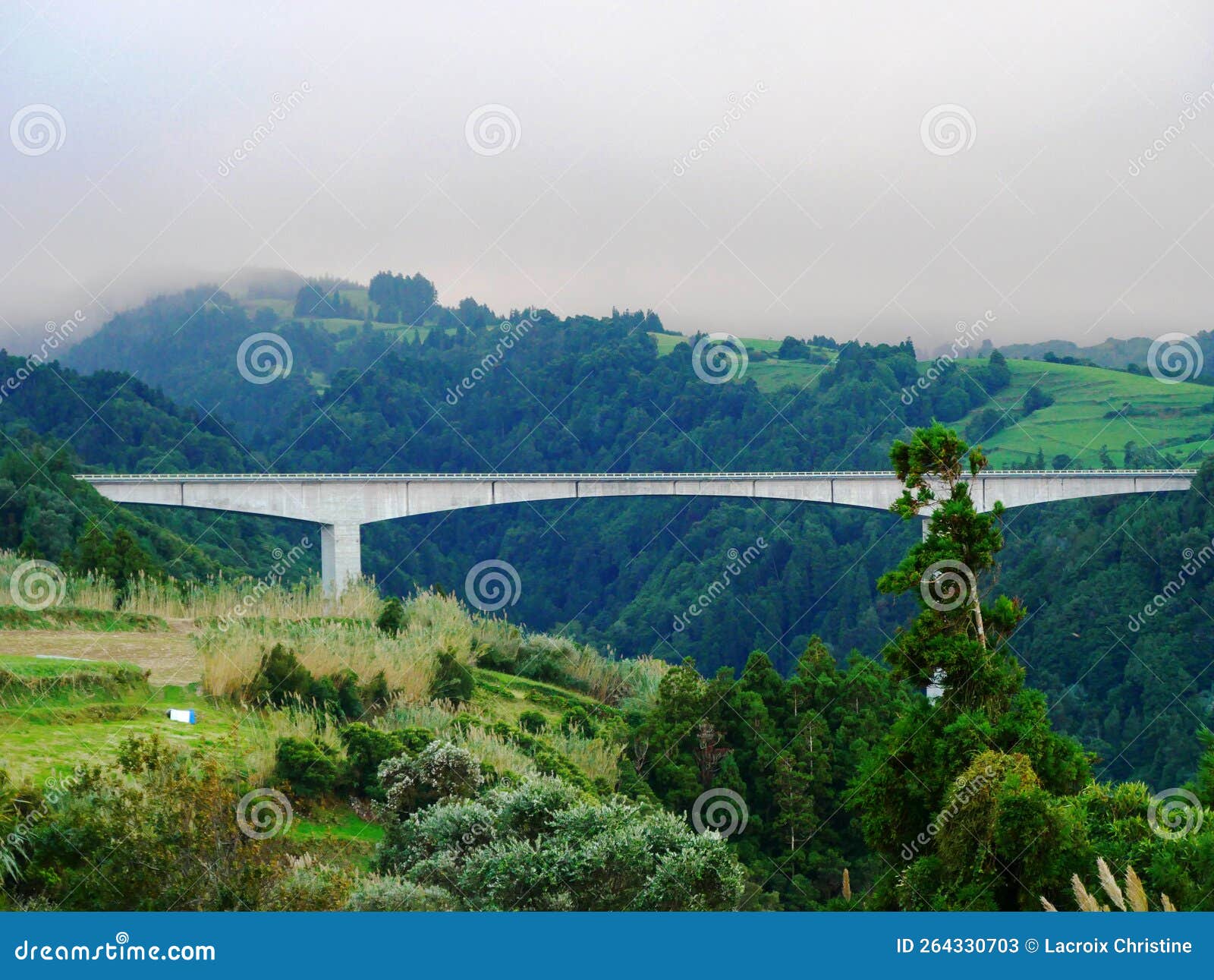 despe-te-que-suas viaduct bridge in azores
