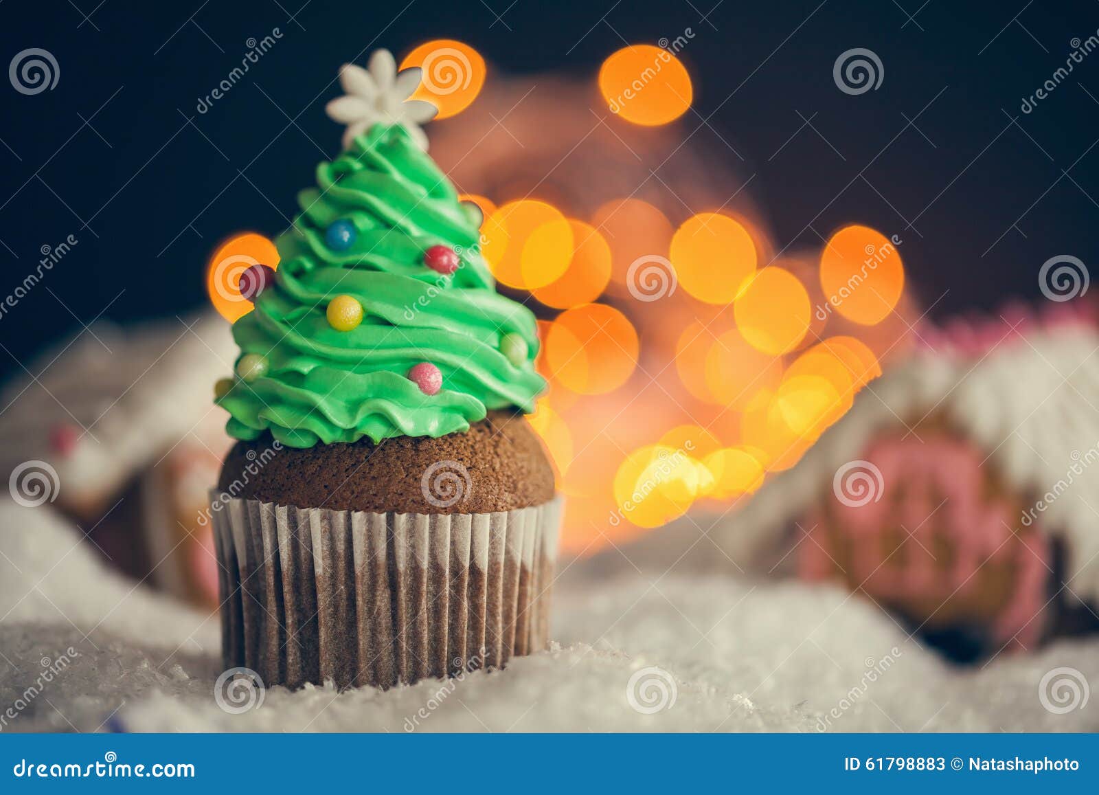 Dessert di Natale immagine stock. Immagine di cupcake - 61798883