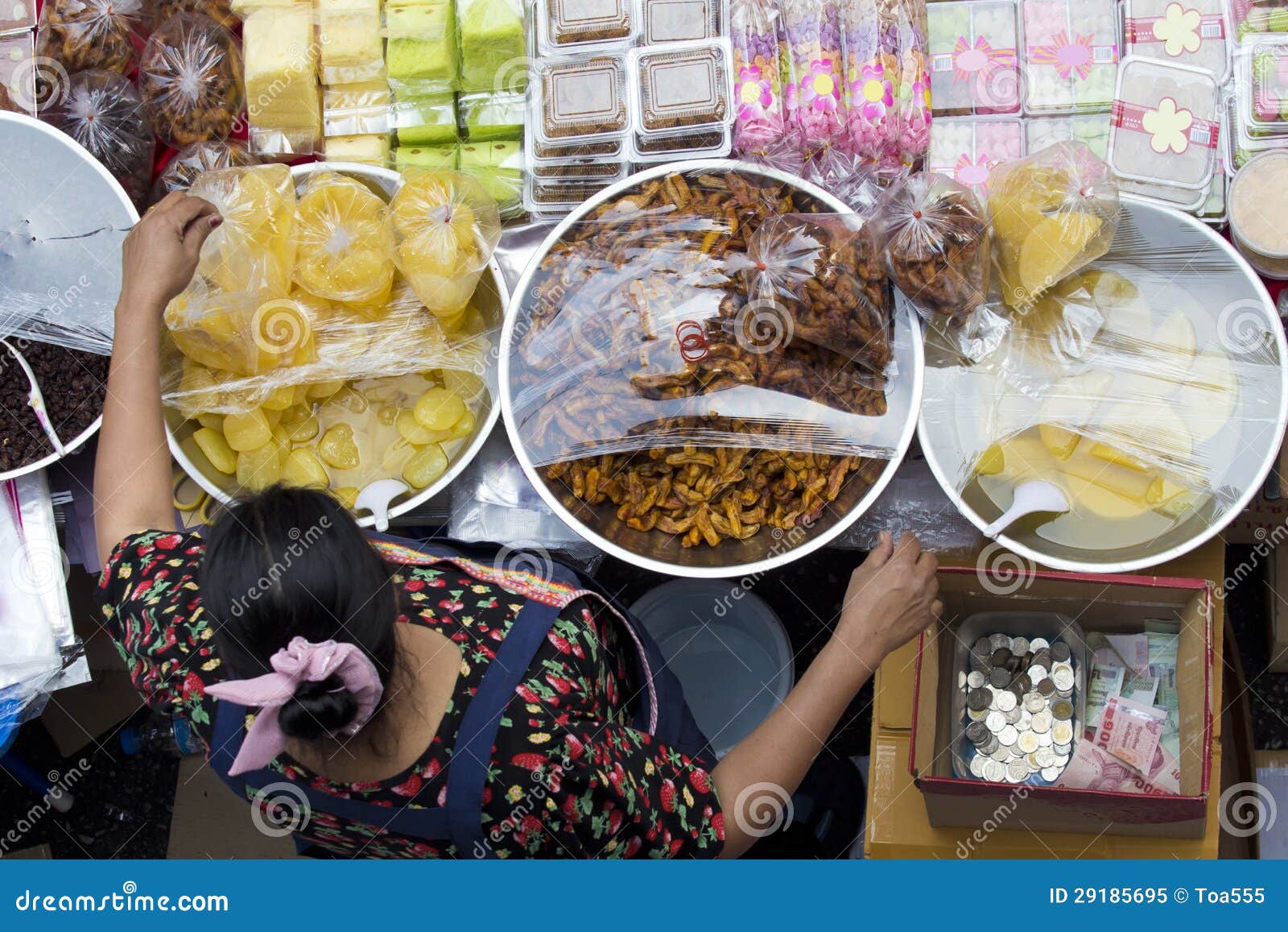 Dessert in market editorial image. Image of fruit, chiang 29185695