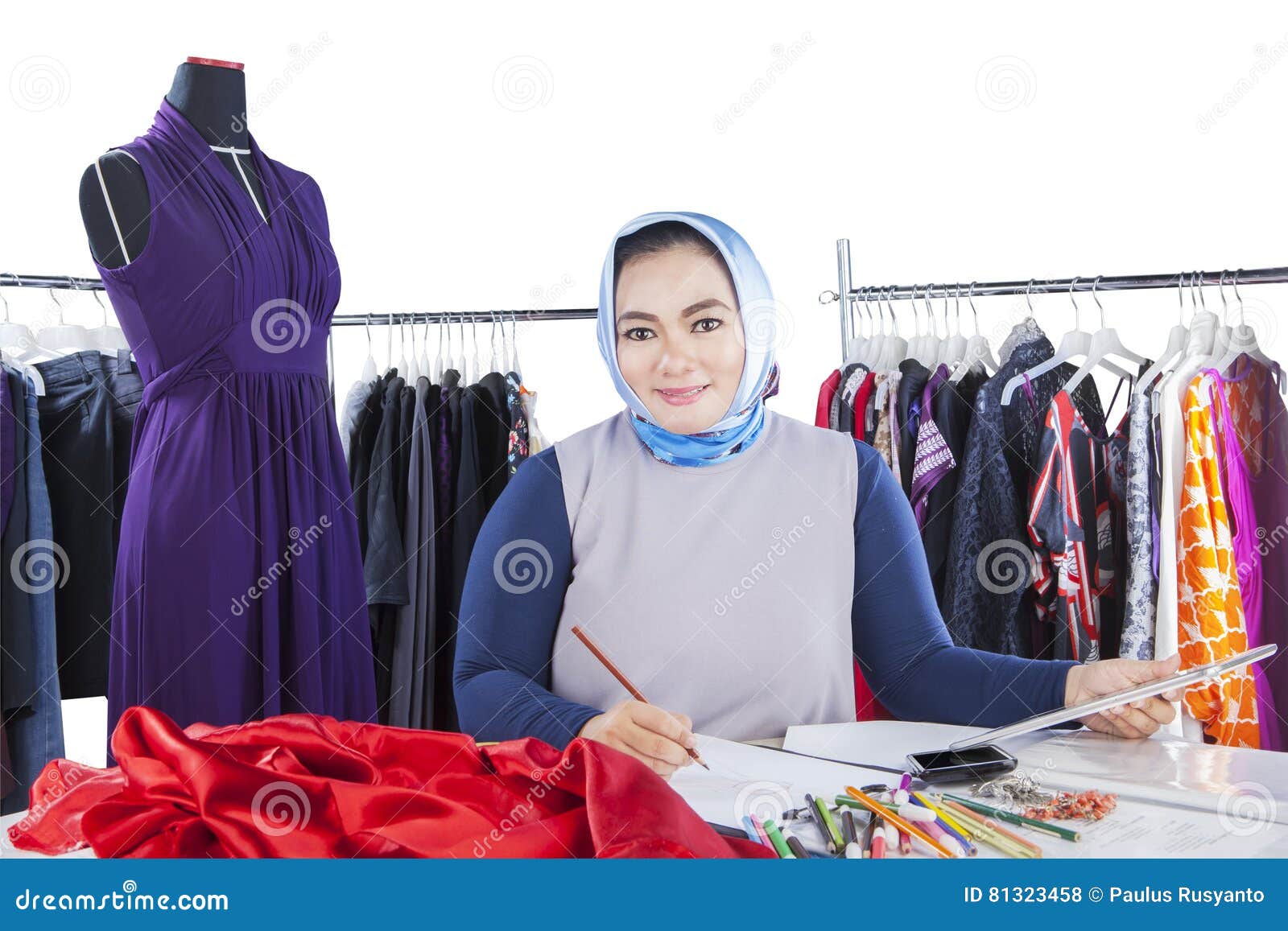 Dessin Professionnel De Concepteur Avec Le Crayon De Couleur