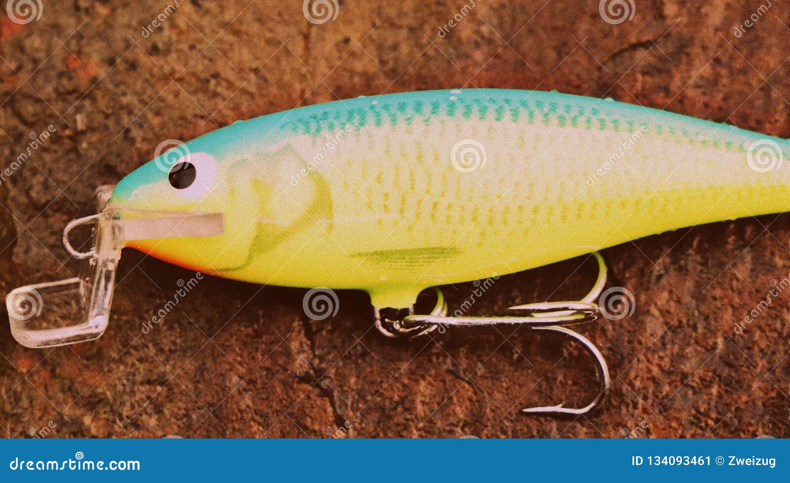 https://thumbs.dreamstime.com/z/detail-floating-home-made-fishing-lure-plug-fantastic-craftsmanship-s-white-makes-lures-to-stand-out-others-134093461.jpg