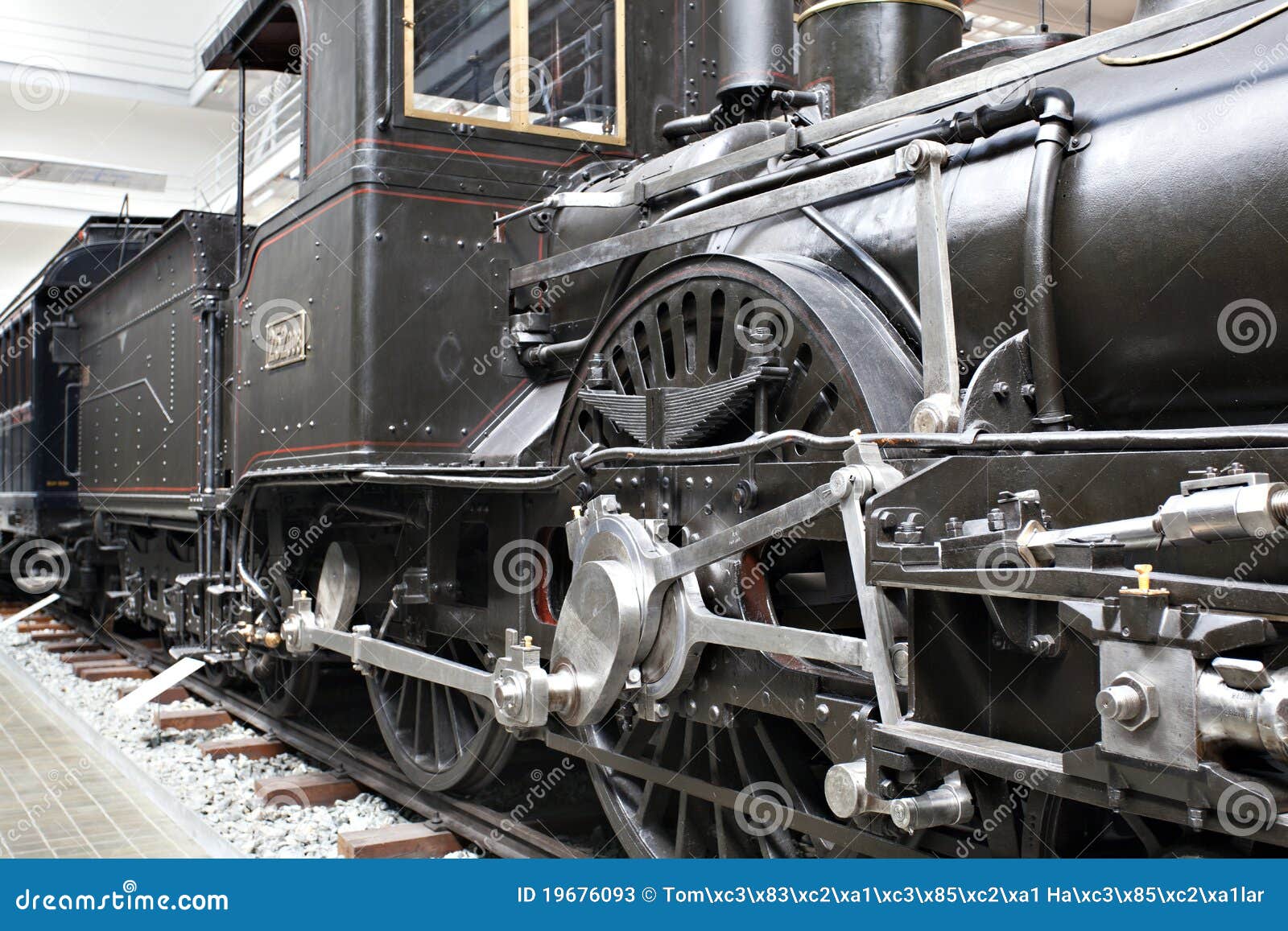 Red Wheels of Big Old Steam Locomotive from Orient Express Stock Photo -  Image of power, railroad: 50424664