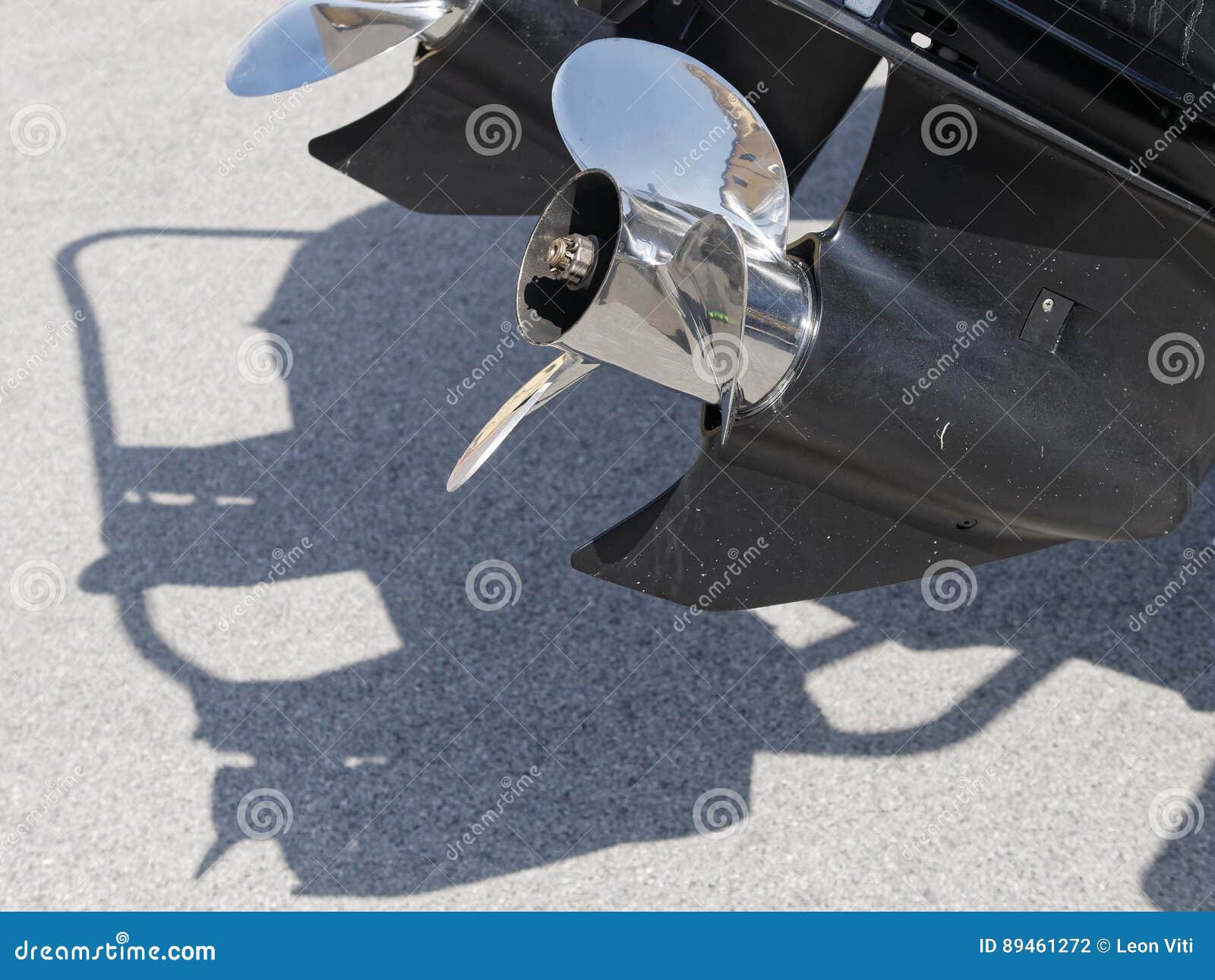 Detail of outboard engine stock photo. Image of driving 89461272