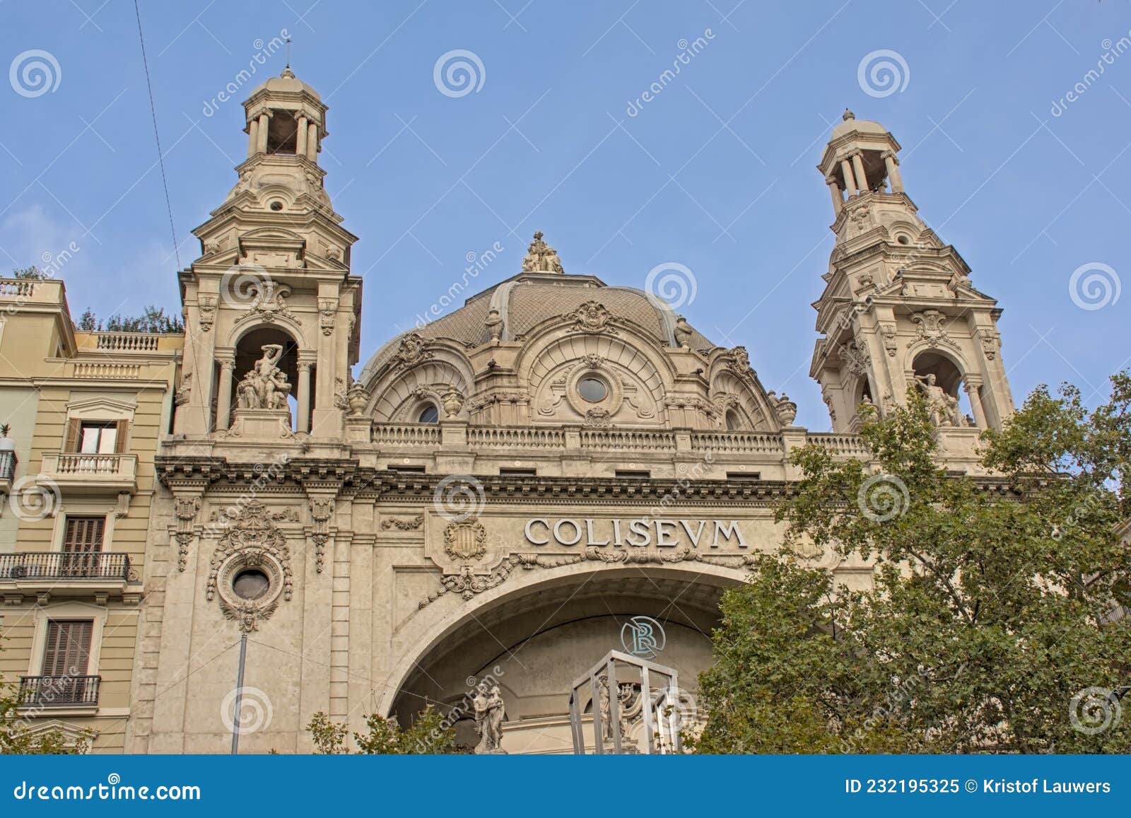 Detail of Teatro Coliseum Building in Barcelona Editorial Image - Image ...