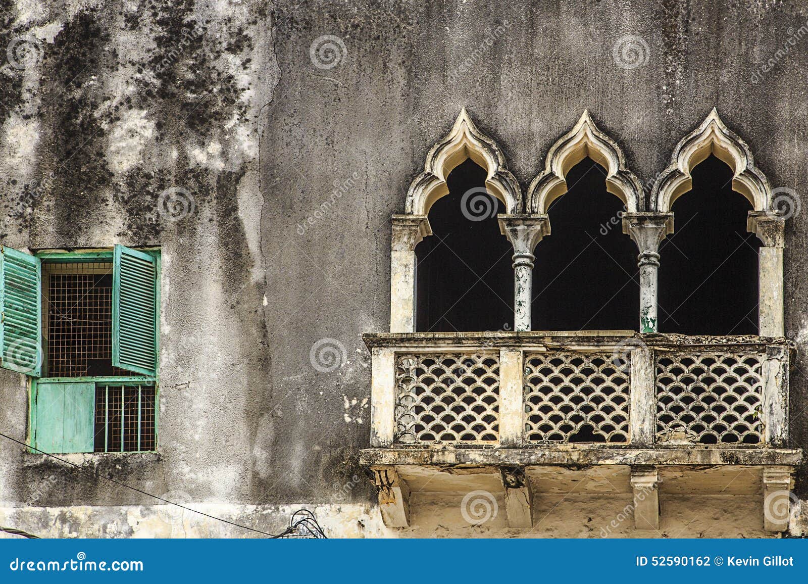 detail of window & portals - zanzibar