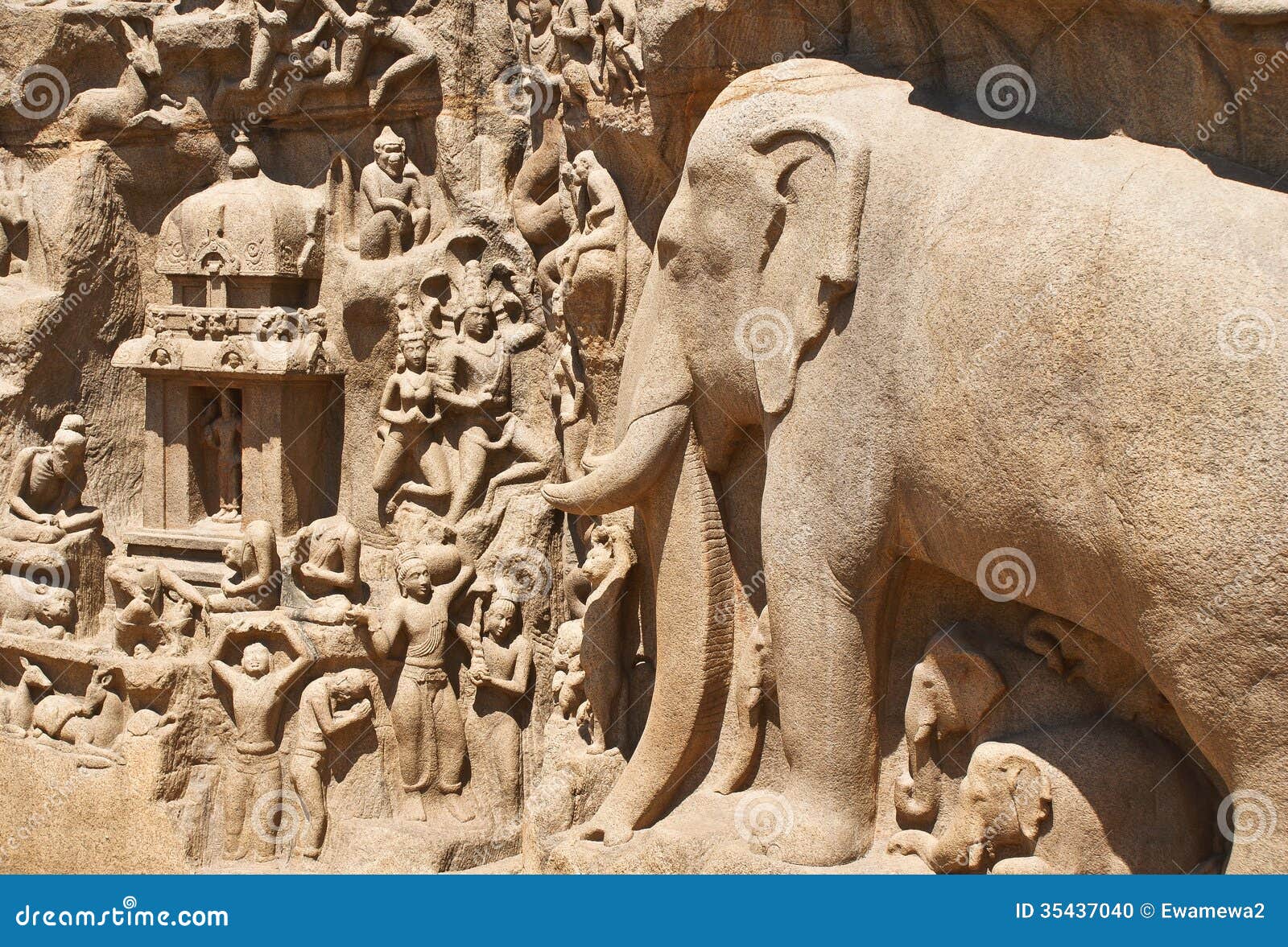 details of descent of the ganges in mahabalipuram, india