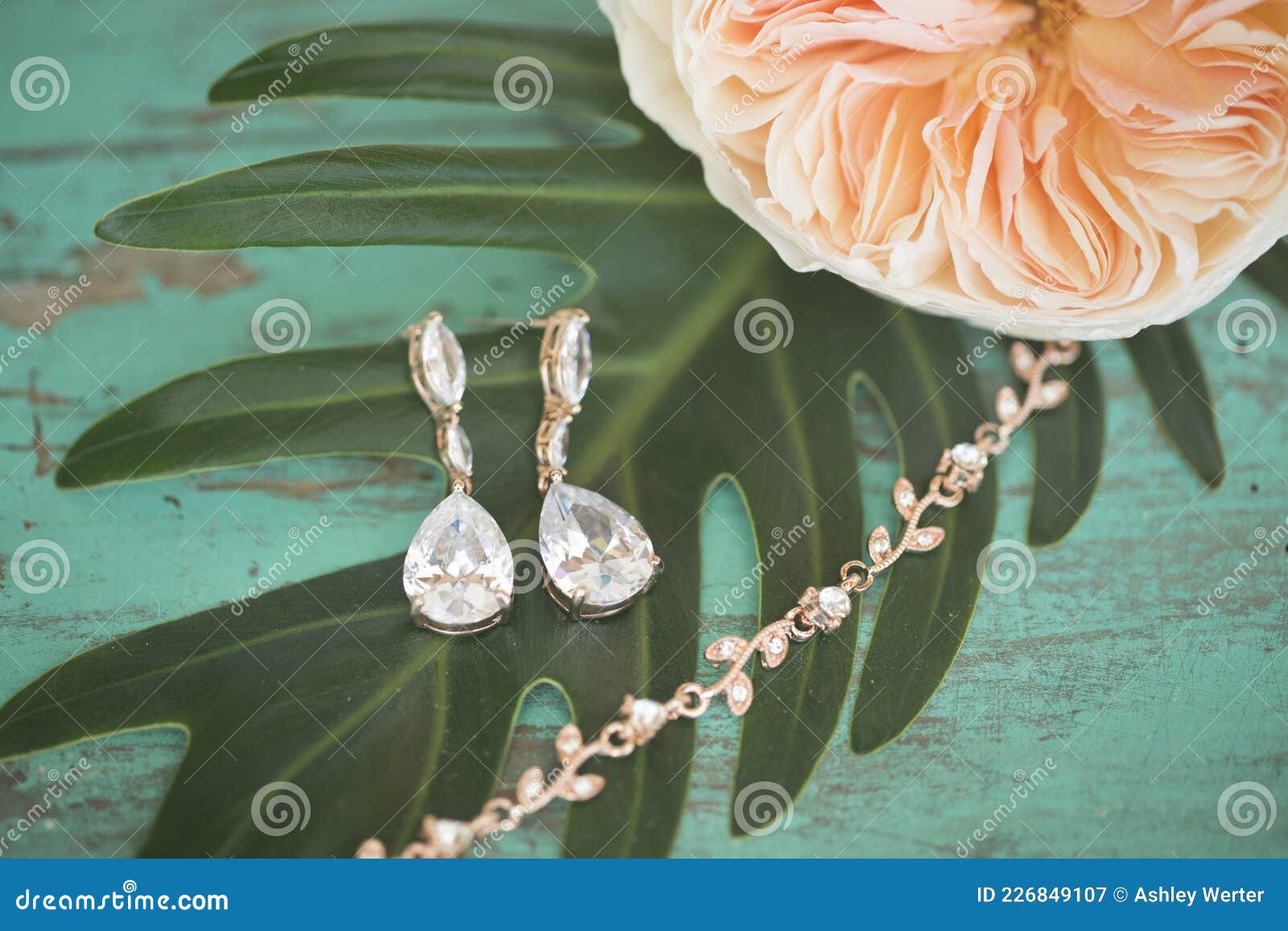 details of wedding jewelry and accessories