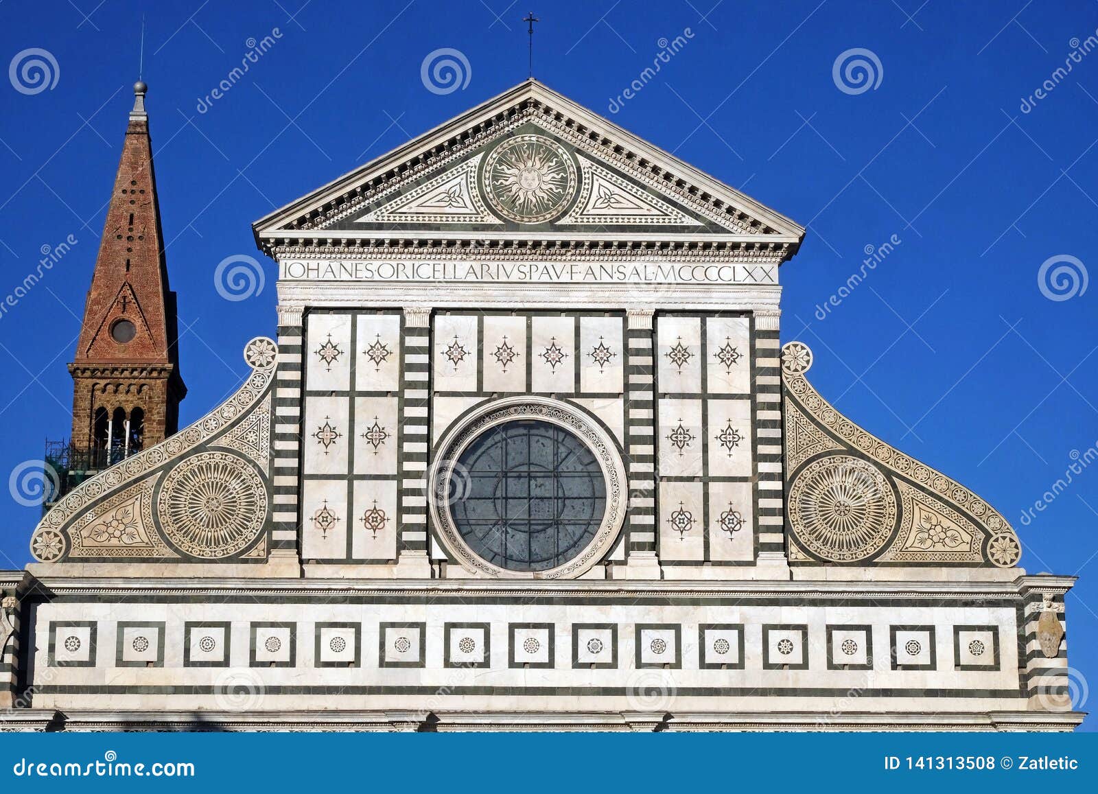 Detalle De La Fachada De La Iglesia De Santa Maria Novella Dominican En  Florencia Foto de archivo - Imagen de ornamental, detalle: 141313508