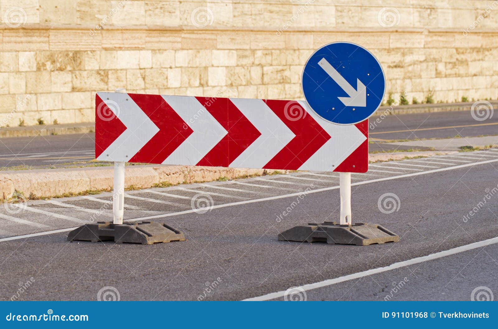 Detour on the right stock photo. Image of impediment 91101968