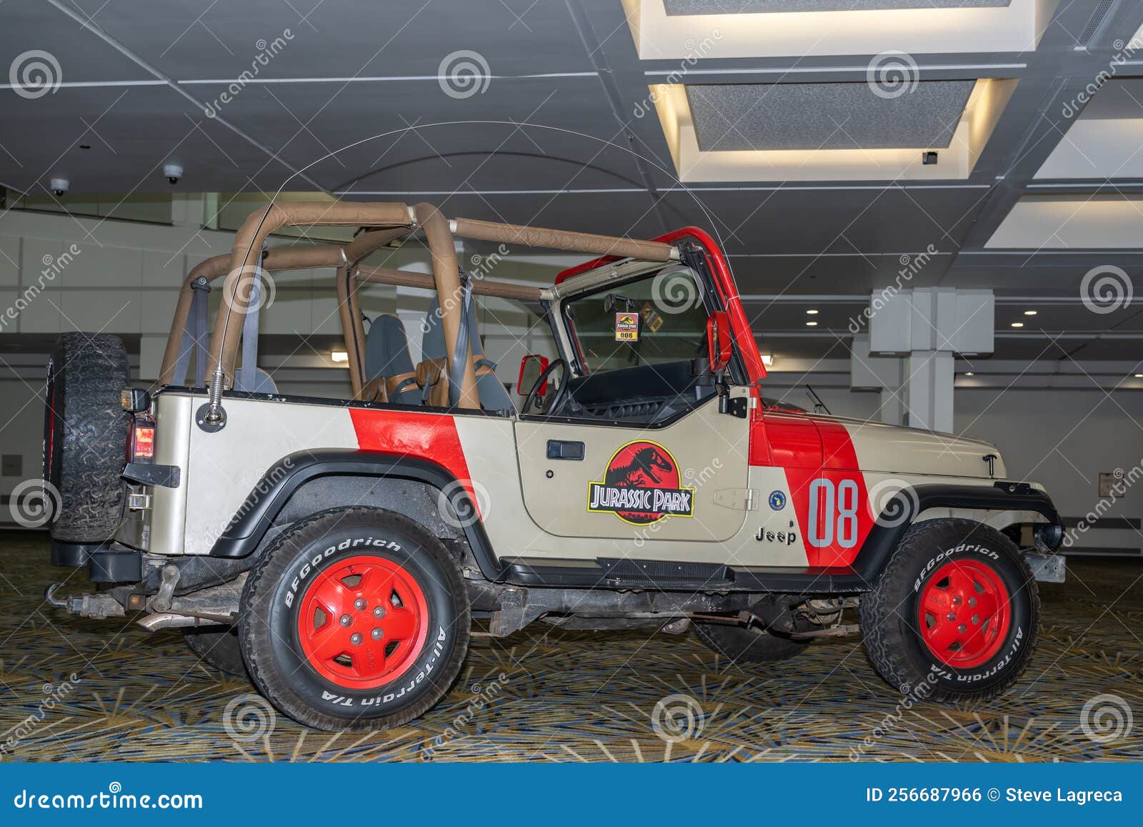 Jurassic Park Jeep Stock Photos - Free & Royalty-Free Stock Photos from  Dreamstime